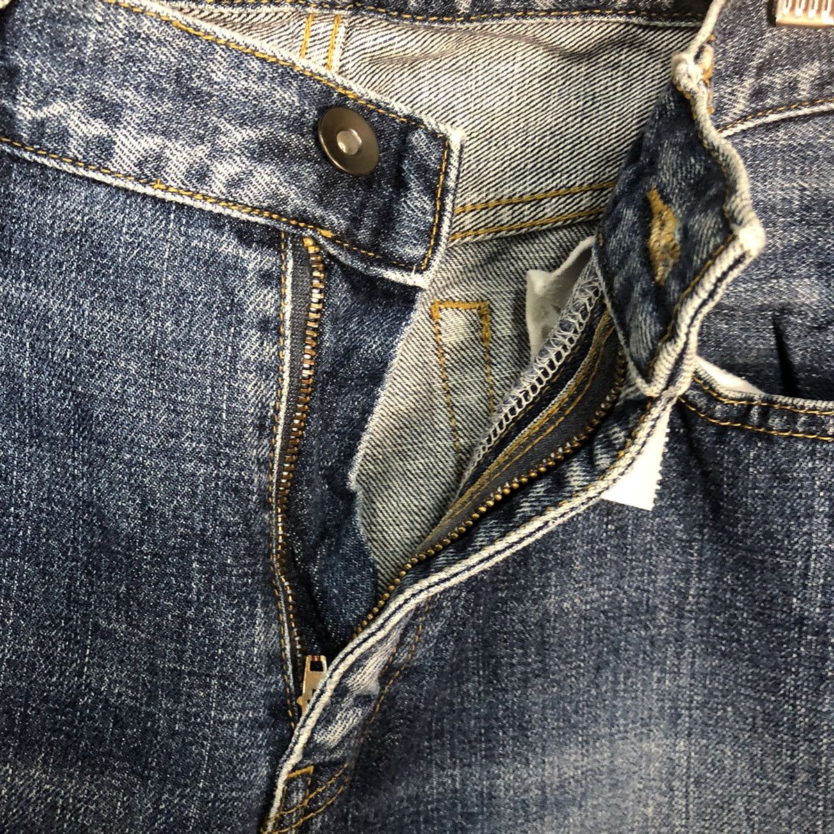 Japanese Brand Uniqlo japan vintage Blue faded jeans Denim Pants #7390 Size US 31 - 10 Thumbnail