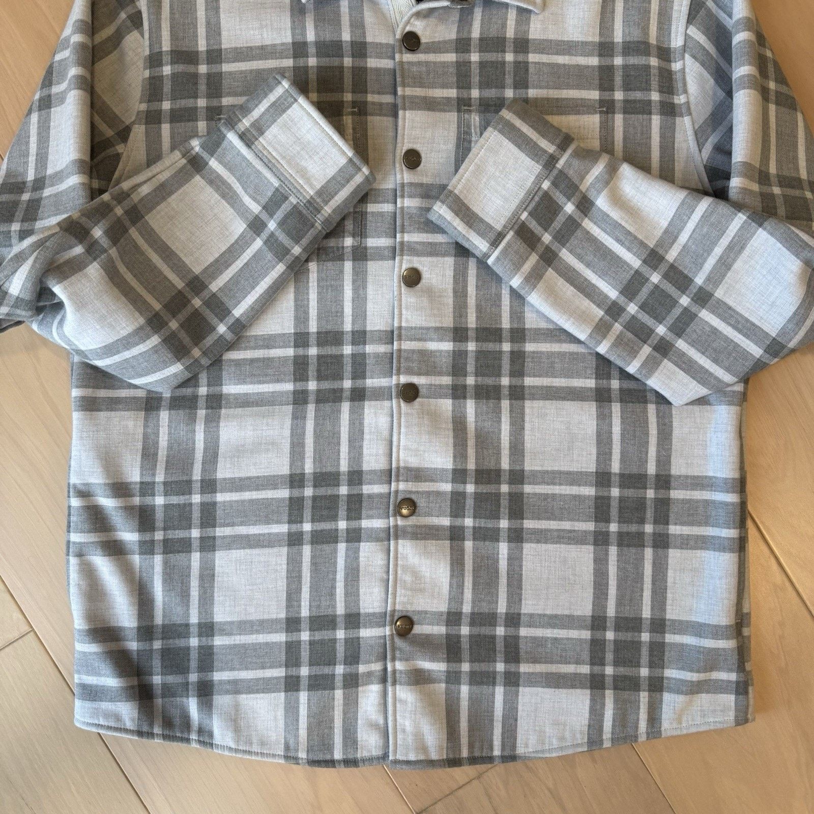 Vuori Vuori Range Shirt Jacket L Gray Snap Plaid Button Flannel Size US L / EU 52-54 / 3 - 6 Thumbnail