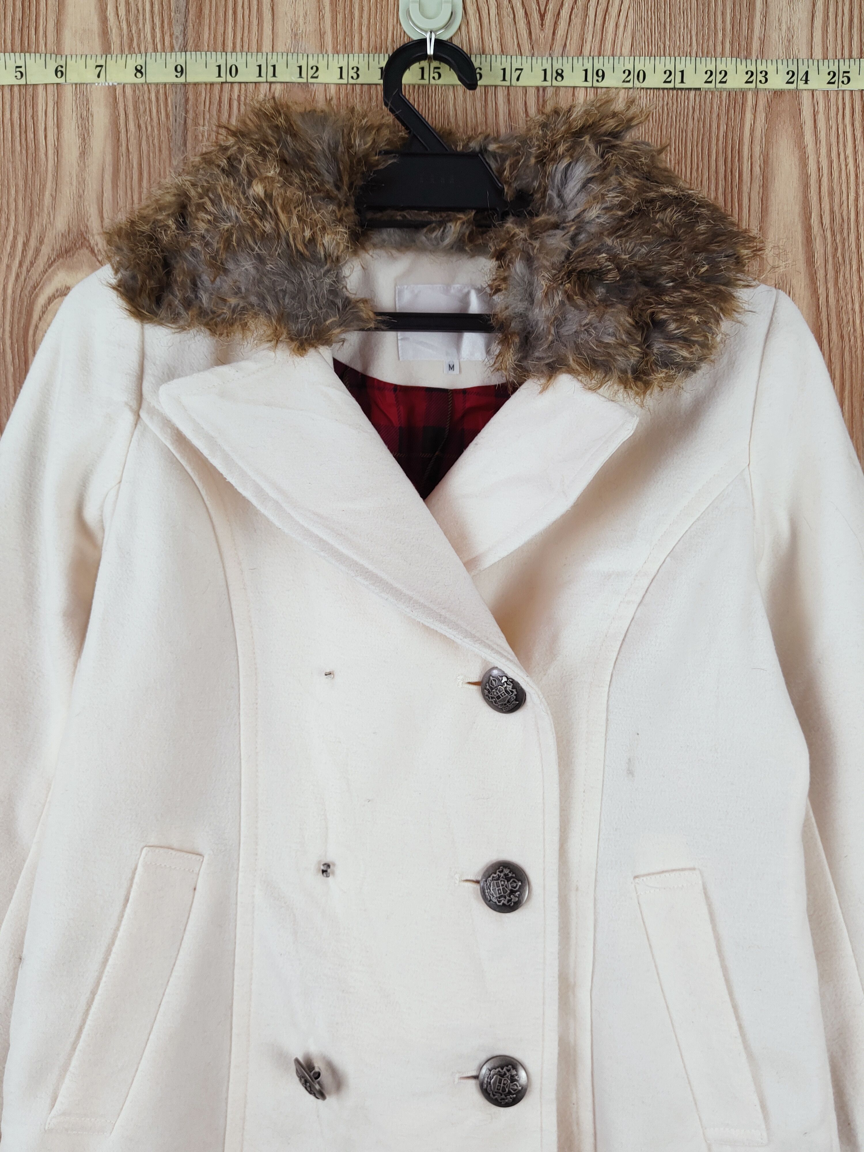 Japanese Brand × Vintage C o.l.z.a Cream Fur Coats Vintage Avant garde fashion Size M / US 6-8 / IT 42-44 - 2 Thumbnail