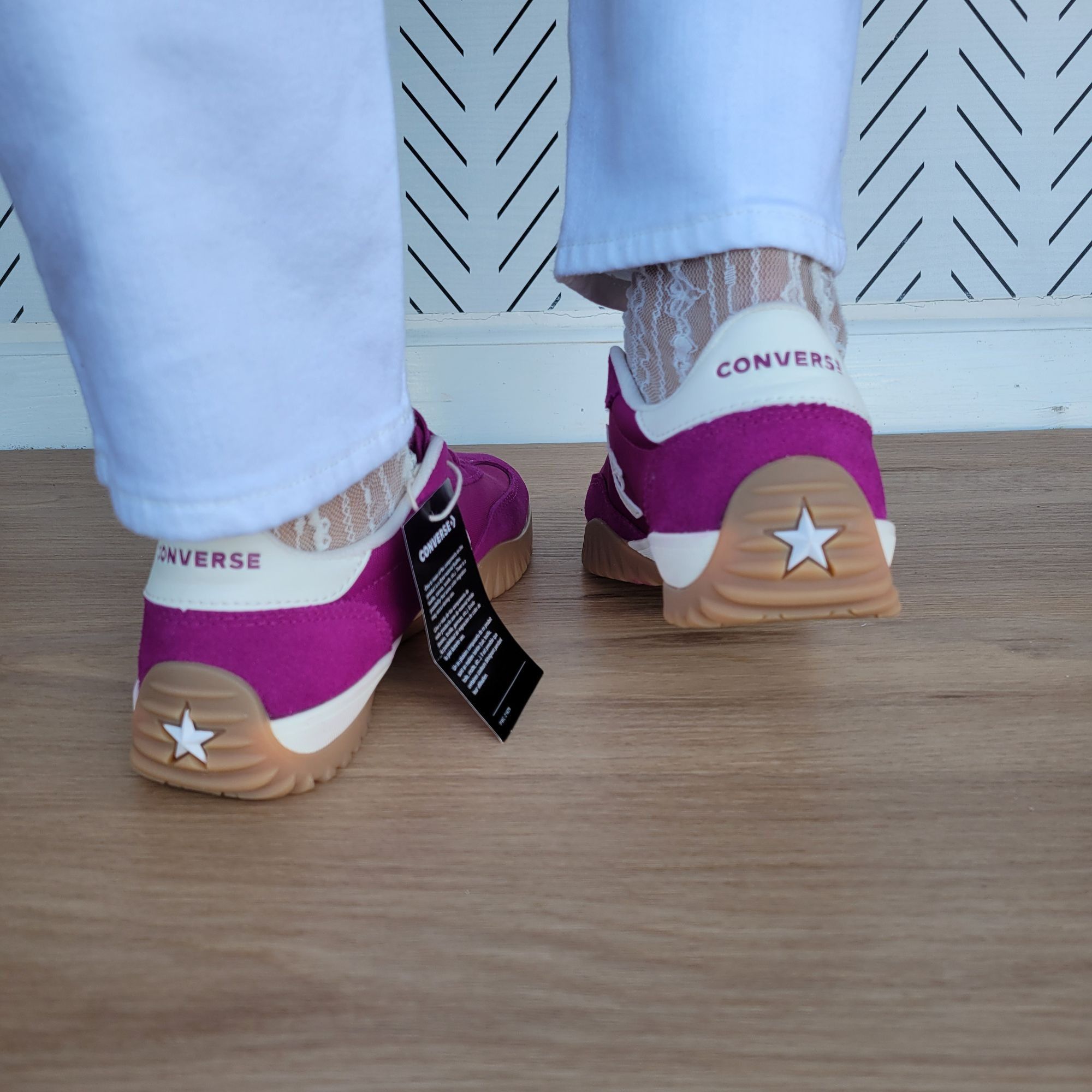 ⭐Converse Run Star Trainer Ox Suede 7.5 Womens Shoes Sneaker