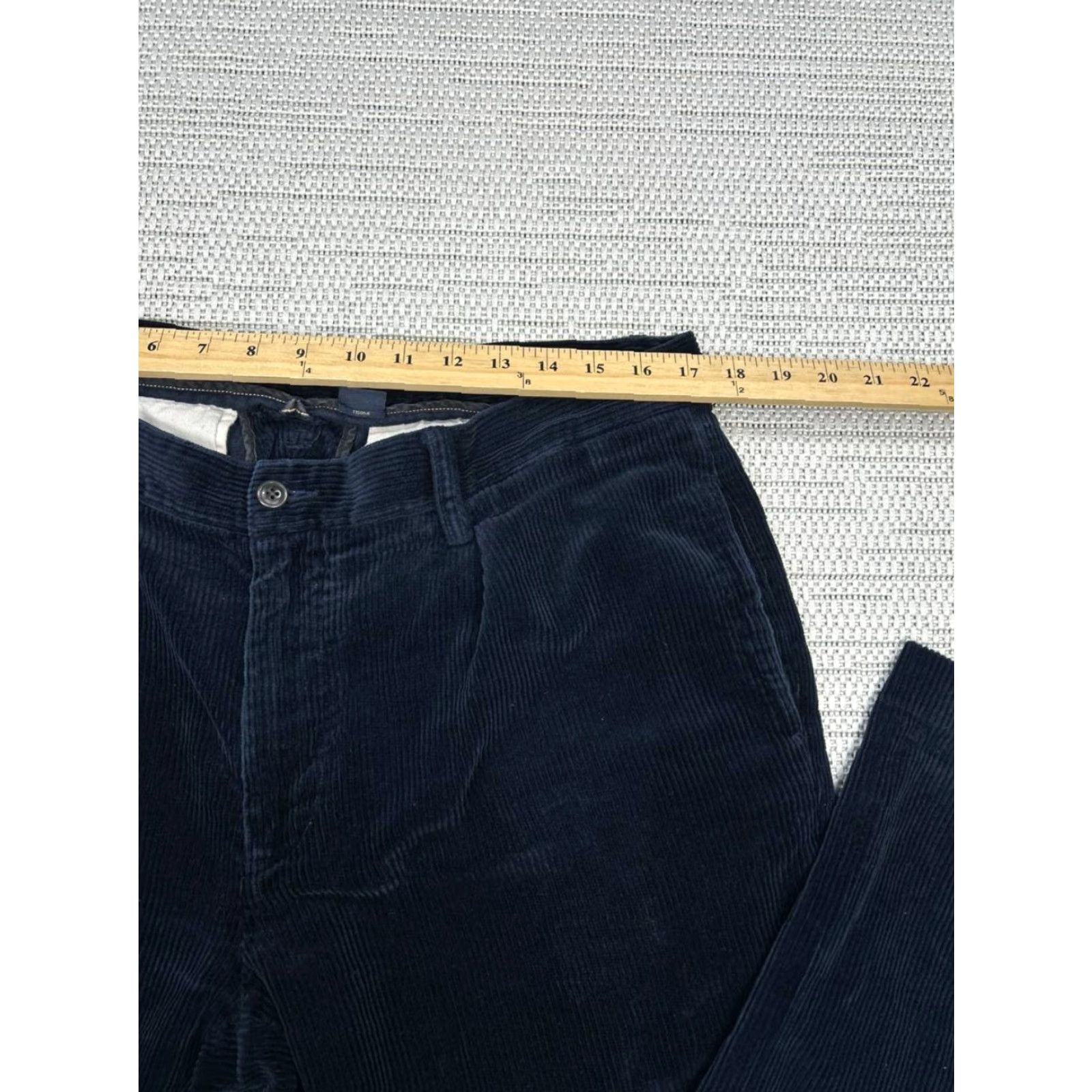 Pendleton VINTAGE Pendleton Pants Mens 38 Navy Blue Cotton Corduroy Straight Leg 38x32 Navy Corduroy Dress Pants Mens 38x32 Size US 38 / EU 54 - 6 Thumbnail