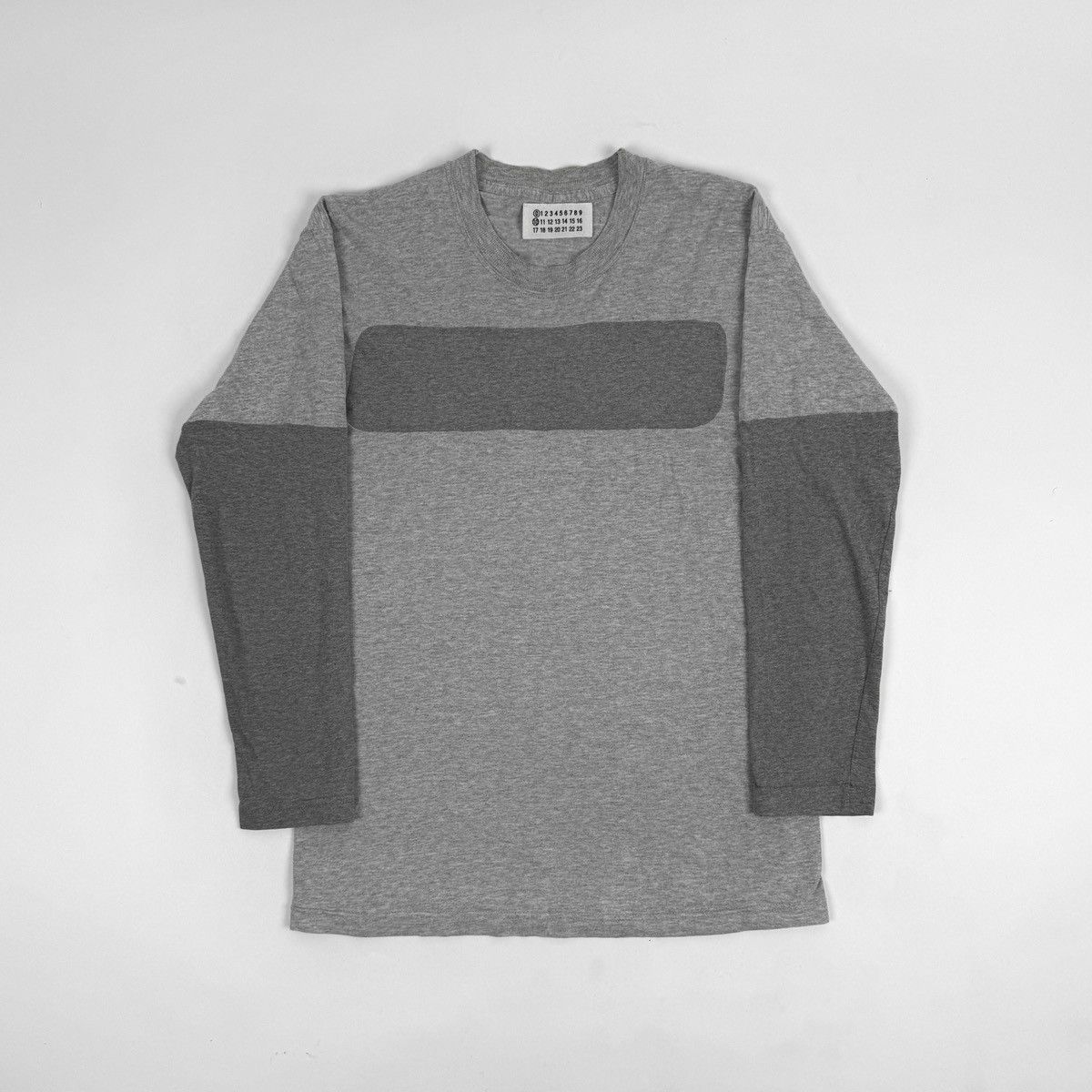 Maison Margiela AW99 Martin Margiela Artisanal Reconstructed Gray Longsleeve Size US S / EU 44-46 / 1 - 1 Thumbnail