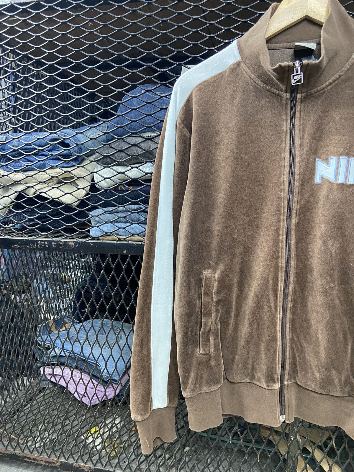 Nike × Other × Vintage Vintage Y2K NIKE VELOUR TRACKSUIT JACKET Size US L / EU 52-54 / 3 - 2 Thumbnail