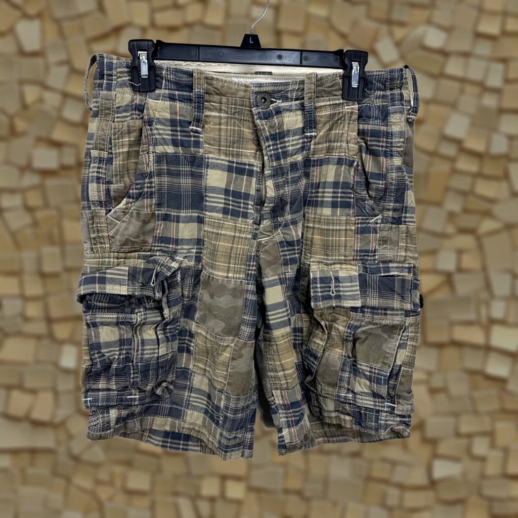 American Eagle Outfitters VINTAGE American Eagle Short Mens 30 Cargo Plaid Patches Longer Length Size US 30 / EU 46 - 1 Thumbnail