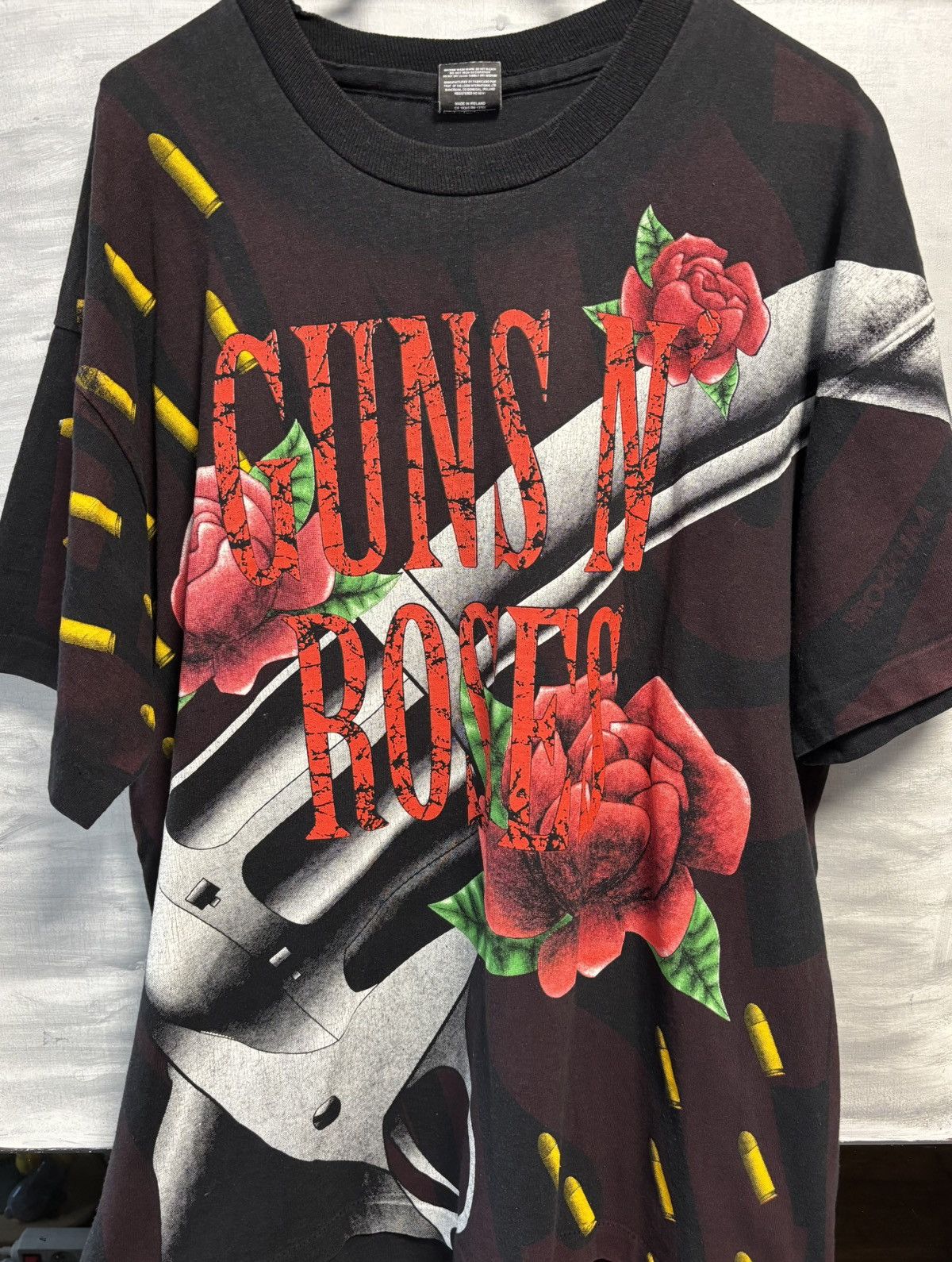 Band Tees Guns N’ Roses All Over Print 1993 Vintage Tee XL Size US XL / EU 56 / 4 - 1 Thumbnail