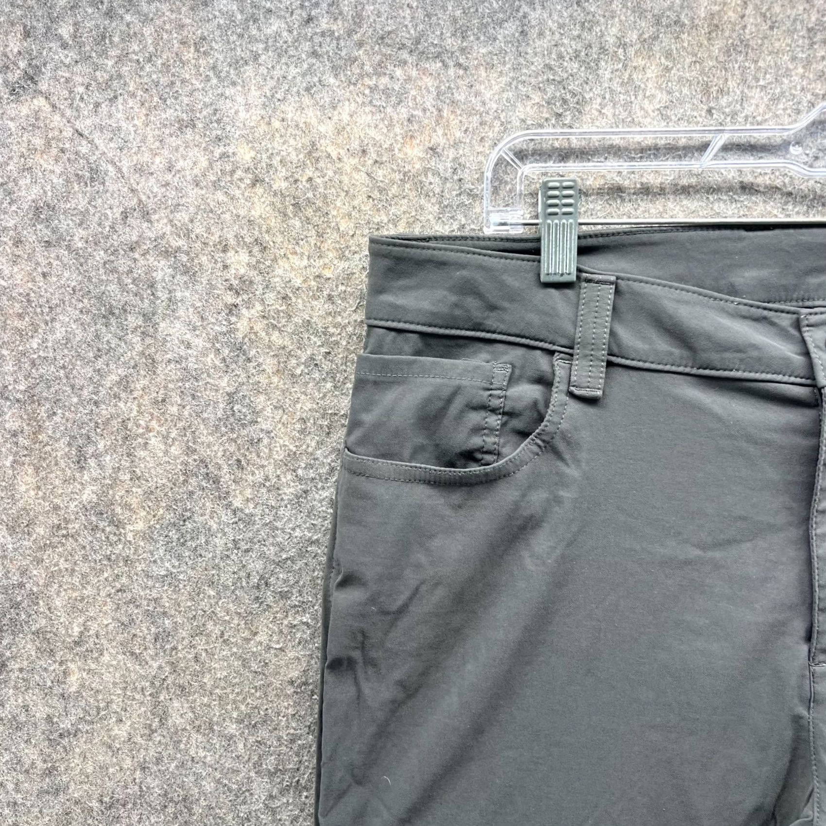 Eddie Bauer VINTAGE Eddie Bauer Pants Women 16 Gray Chino Flat Front Cotton Outdoors Hiking Straight 29in Inseam Womens Size 38" / US 16 / IT 52 - 4 Thumbnail