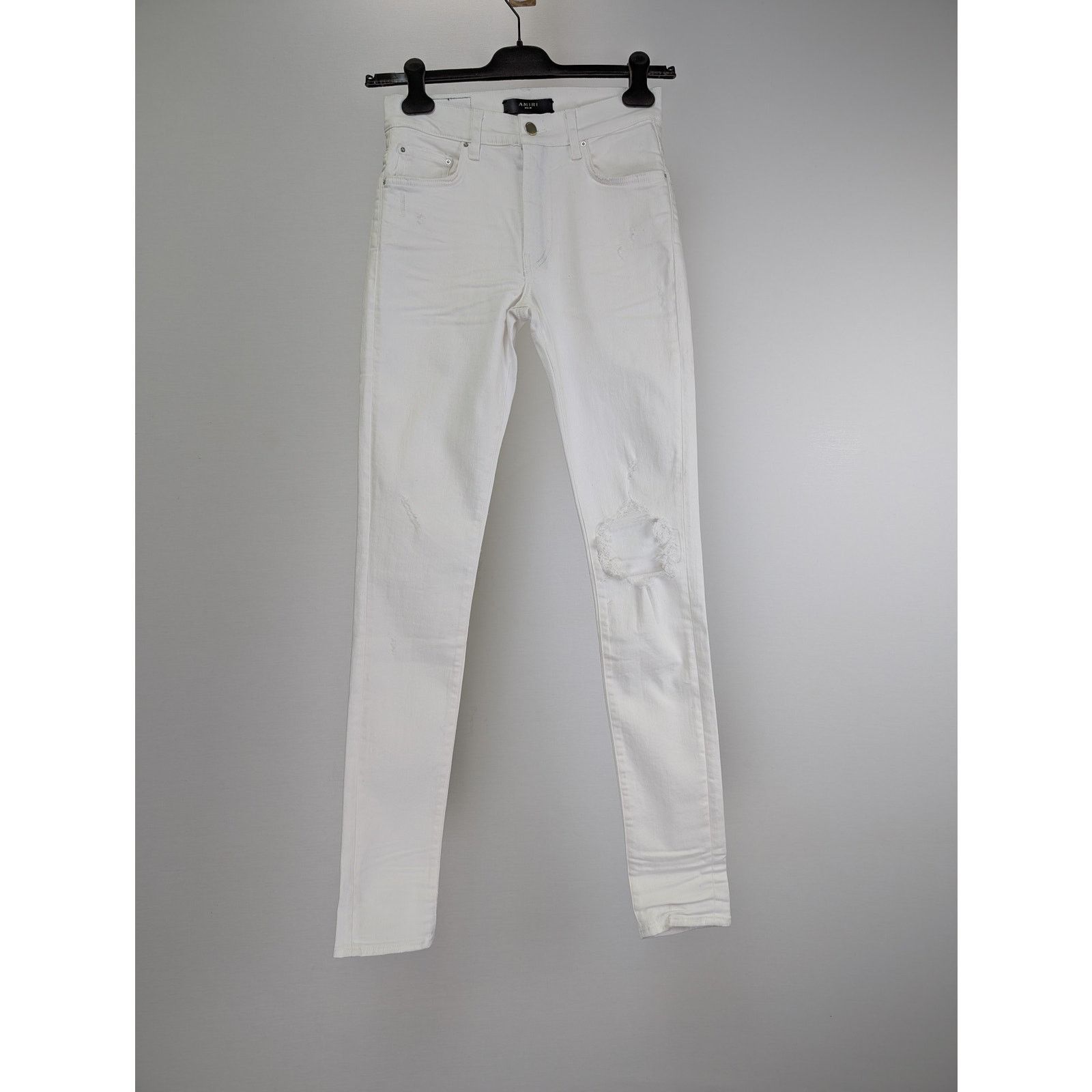 Amiri o1rshd1 Broken Jean in White Size US 30 / EU 46 - 1 Thumbnail