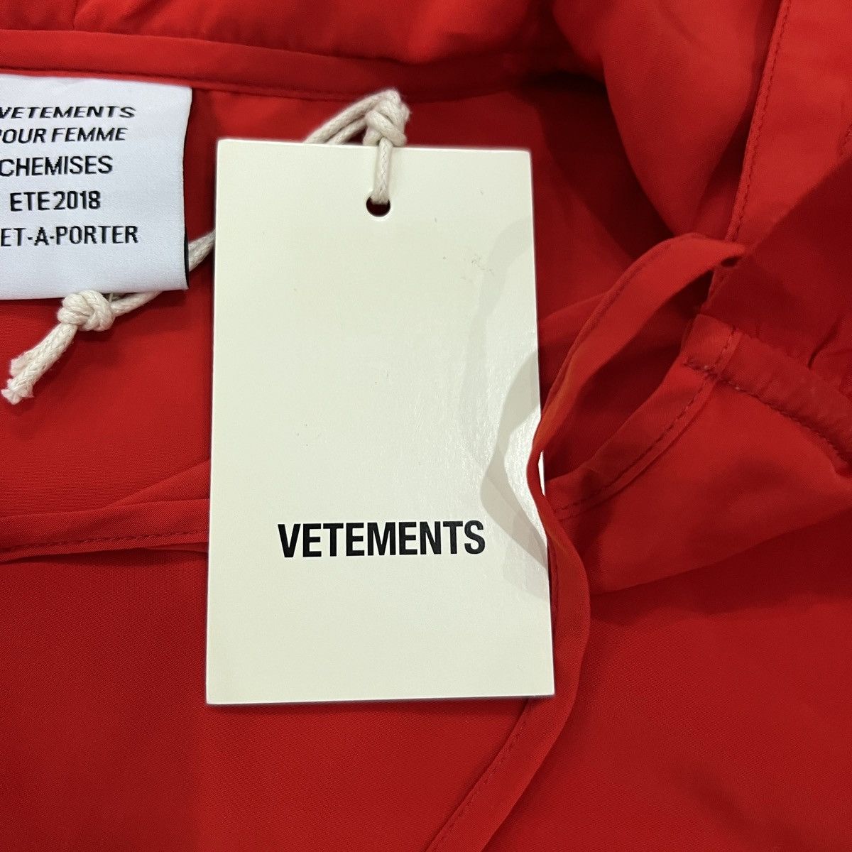 Vetements Vetements SS18 Ruffled Shoulder Hoodie Size US XS / EU 42 / 0 - 6 Thumbnail
