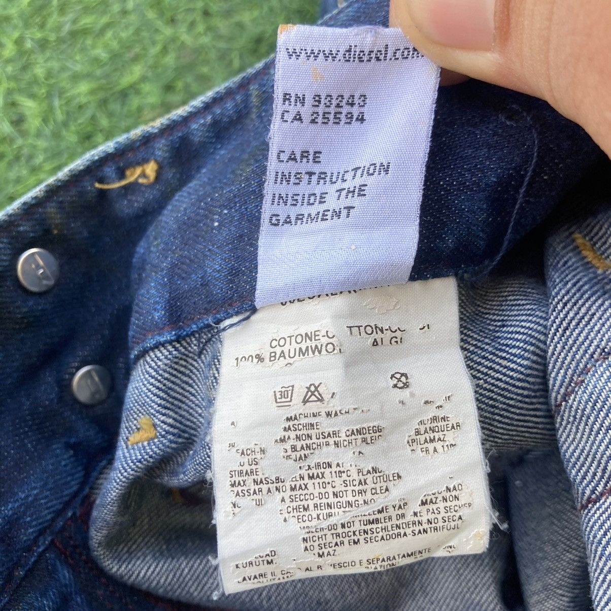 Diesel DIESEL FLARED BOOTCUT JEANS Size 25" / US 0 / IT 36 - 13 Thumbnail