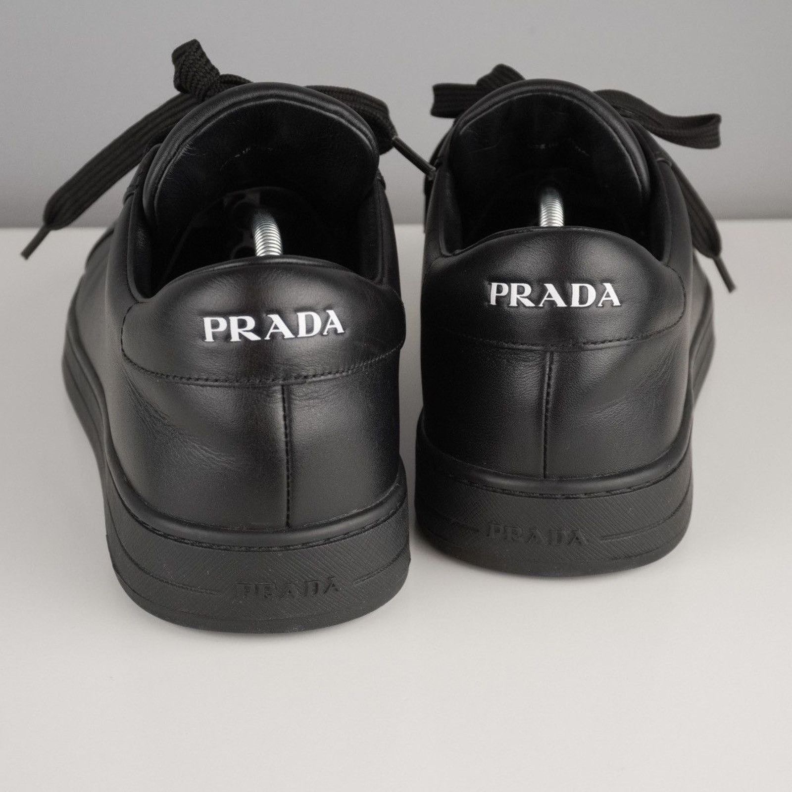 Prada Iconic prada black leather classic logo sneakers Size US 8 / EU 41 - 8 Thumbnail