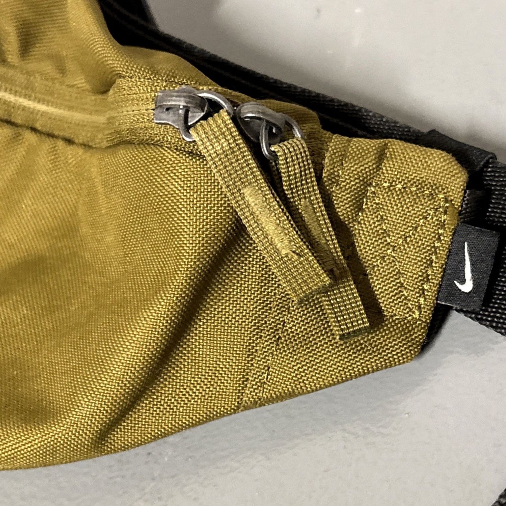 Nike Nike Heritage Waistpack 3L Belt Bag Fanny Pack Army Green Nylon Polyester Canvas Adjustable Strap Crossbody Unisex Adults Medium Varsity Buckle Size ONE SIZE - 2 Thumbnail