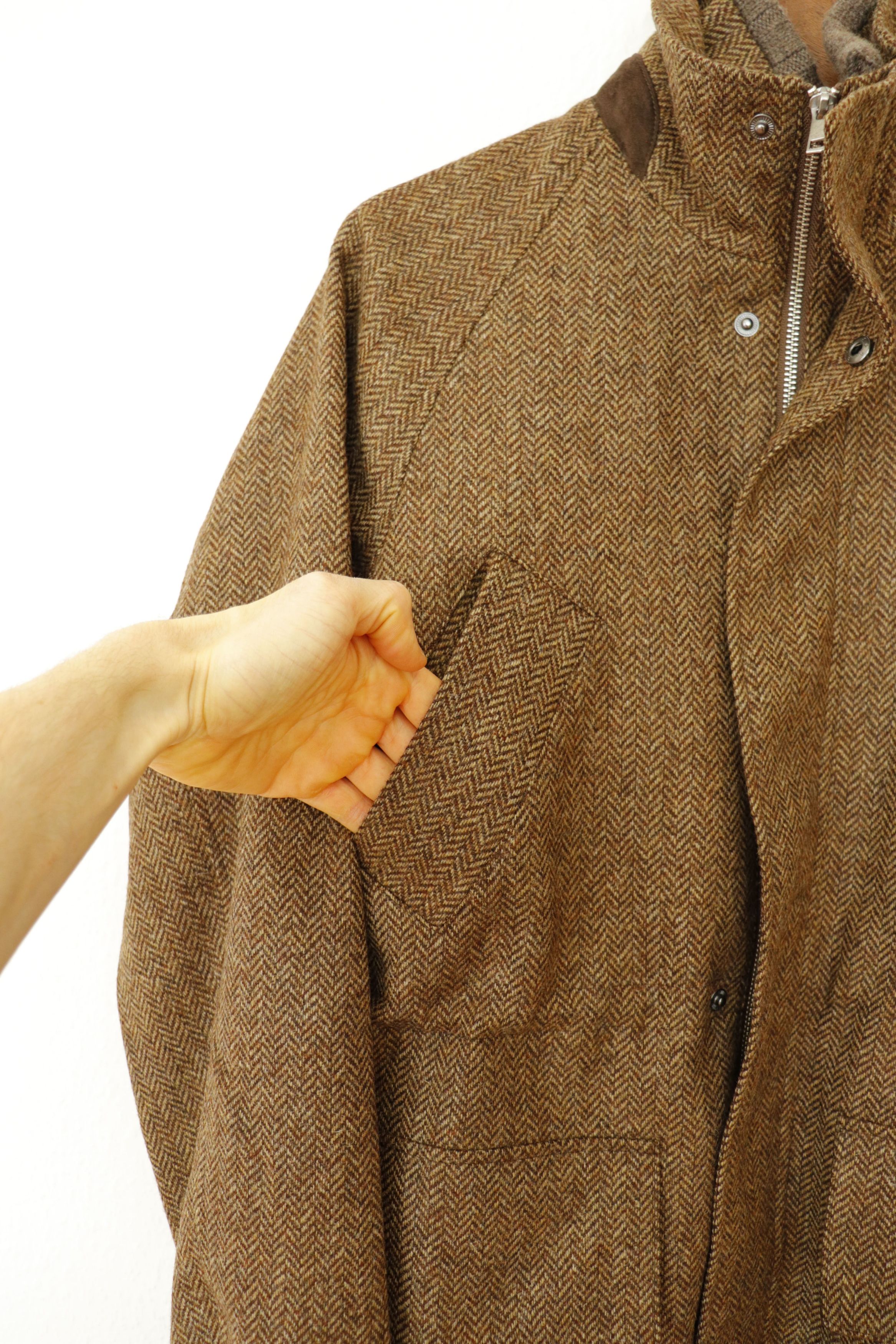Anglo-Italian Cavour Raglan City Jacket in Herringbone Tweed Size US S / EU 44-46 / 1 - 8 Thumbnail