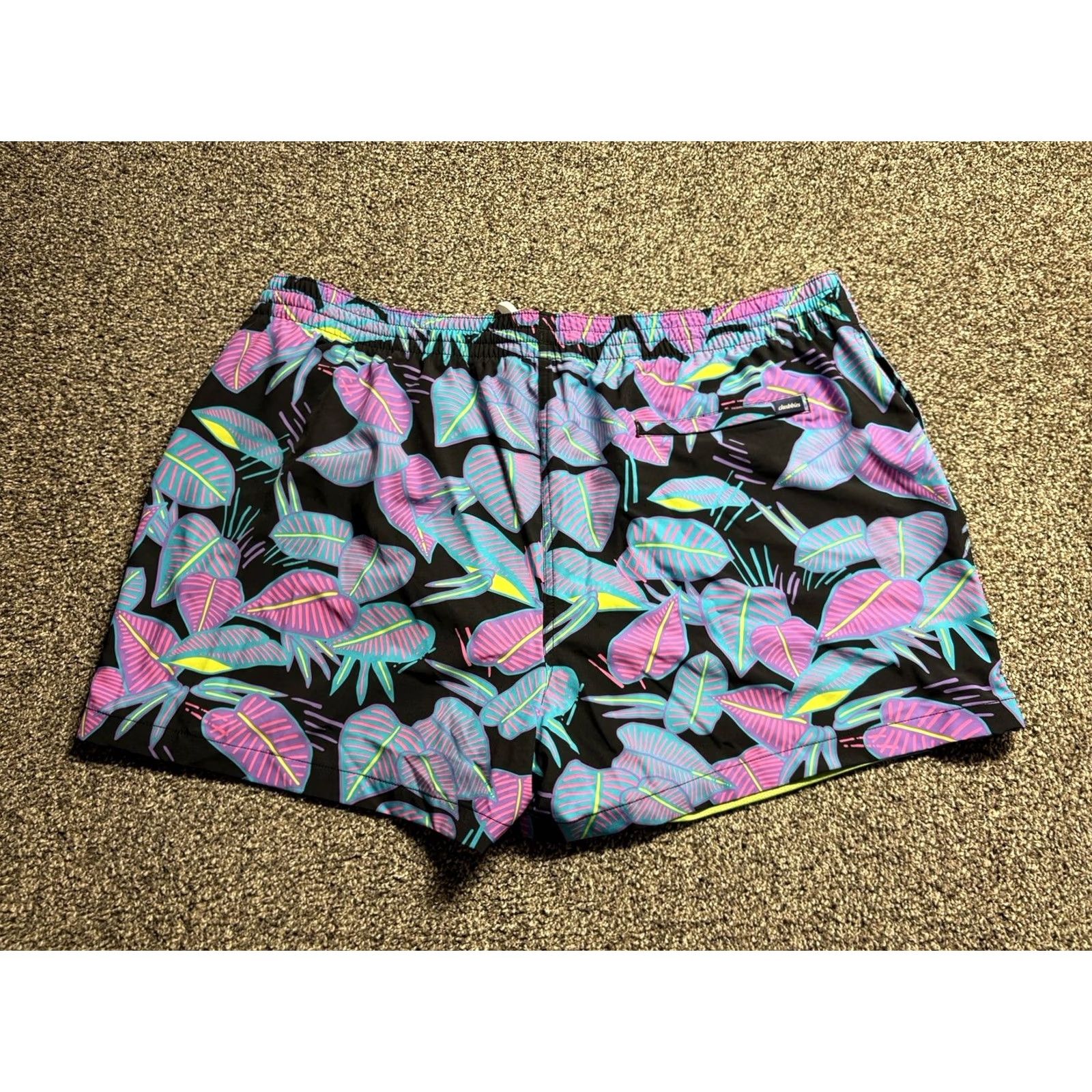 Chubbies Chubbies Shorts Mens 3XL Floral 4” Inseam Lined Drawstring Beach Tropical Size US 39 - 2 Thumbnail