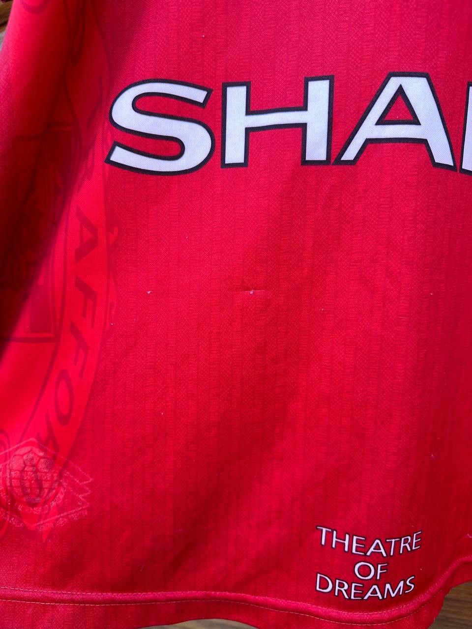 Umbro Umbro Manchester United 1996/98 Football Shirt Jersey KIDS Size US S / EU 44-46 / 1 - 4 Thumbnail