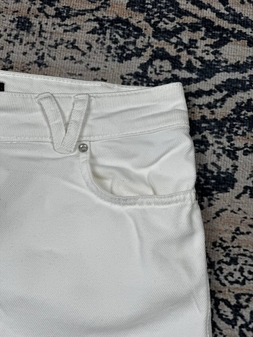 Versace Versace Summer White Denim Y2K Mini Skirt Size 25" / US 0 / IT 36 - 5 Thumbnail