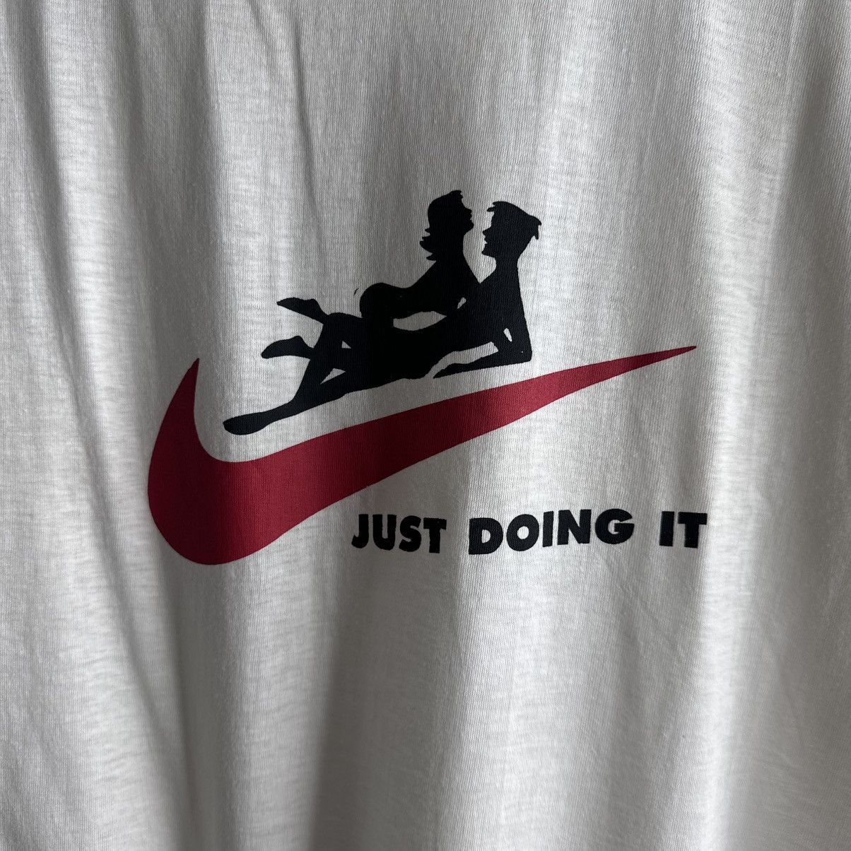 Band Tees × Vintage Just Doing It Humor T-shirt Streetwear Size US XL / EU 56 / 4 - 2 Thumbnail