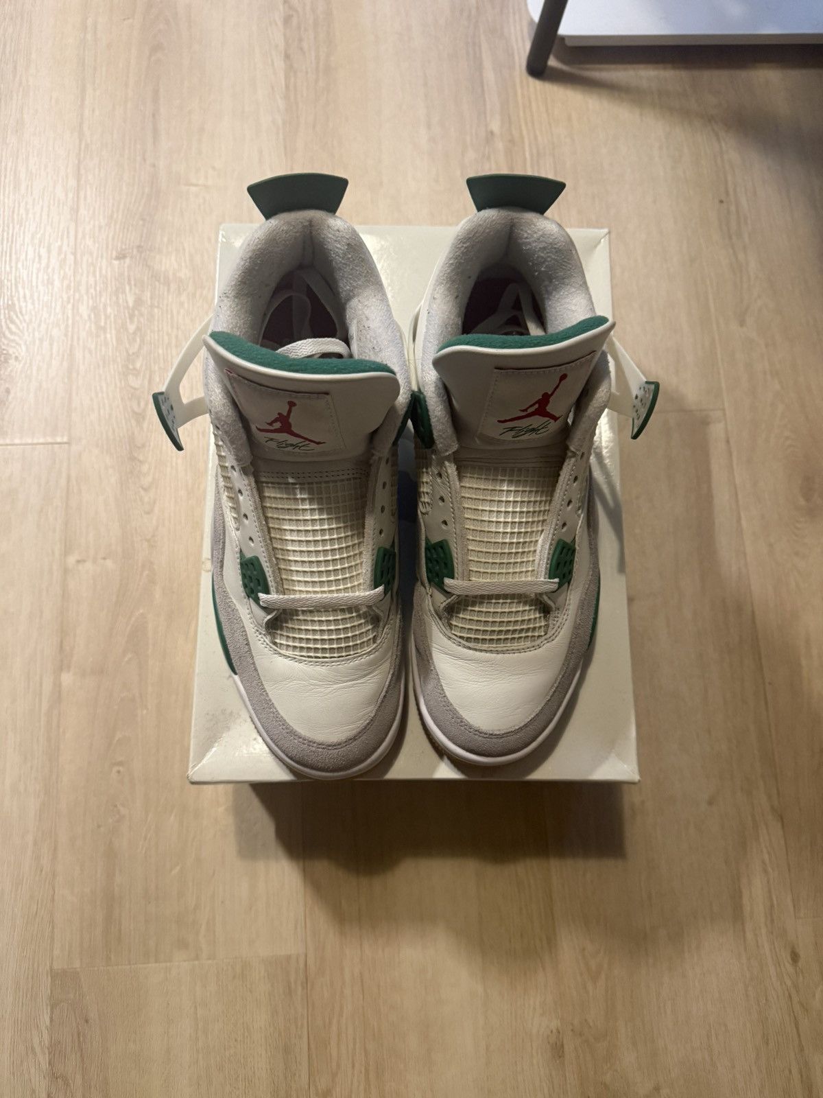 Jordan Brand Jordan 4 SB Pine Green Size US 10.5 / EU 43-44 - 3 Thumbnail