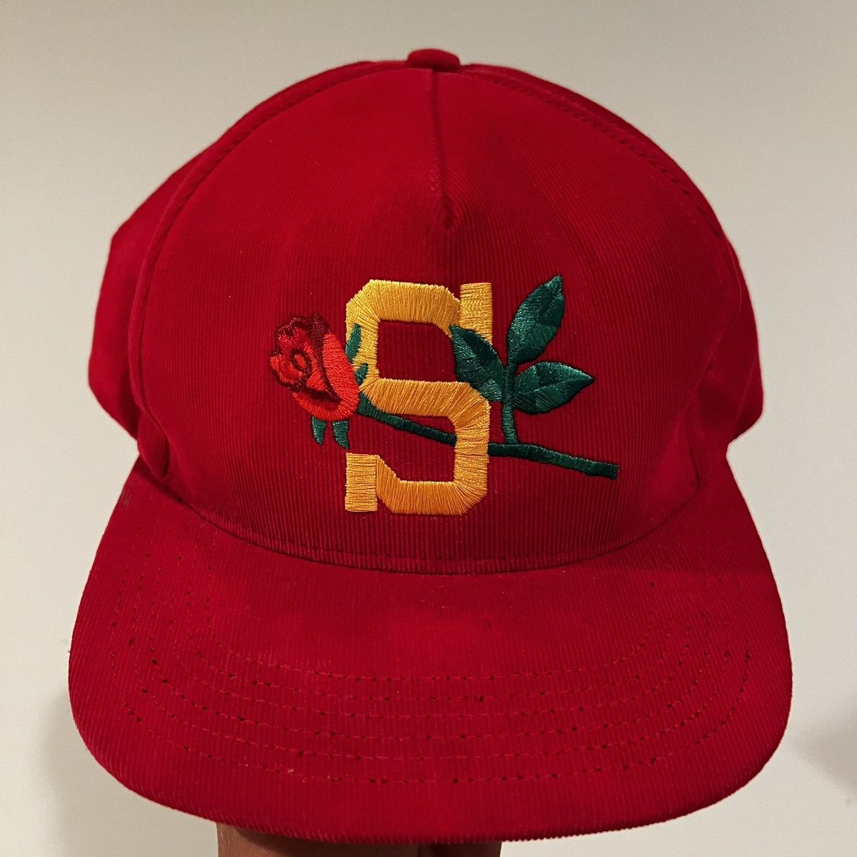 Supreme Supreme Rose S Logo snapback red Size ONE SIZE - 8 Thumbnail