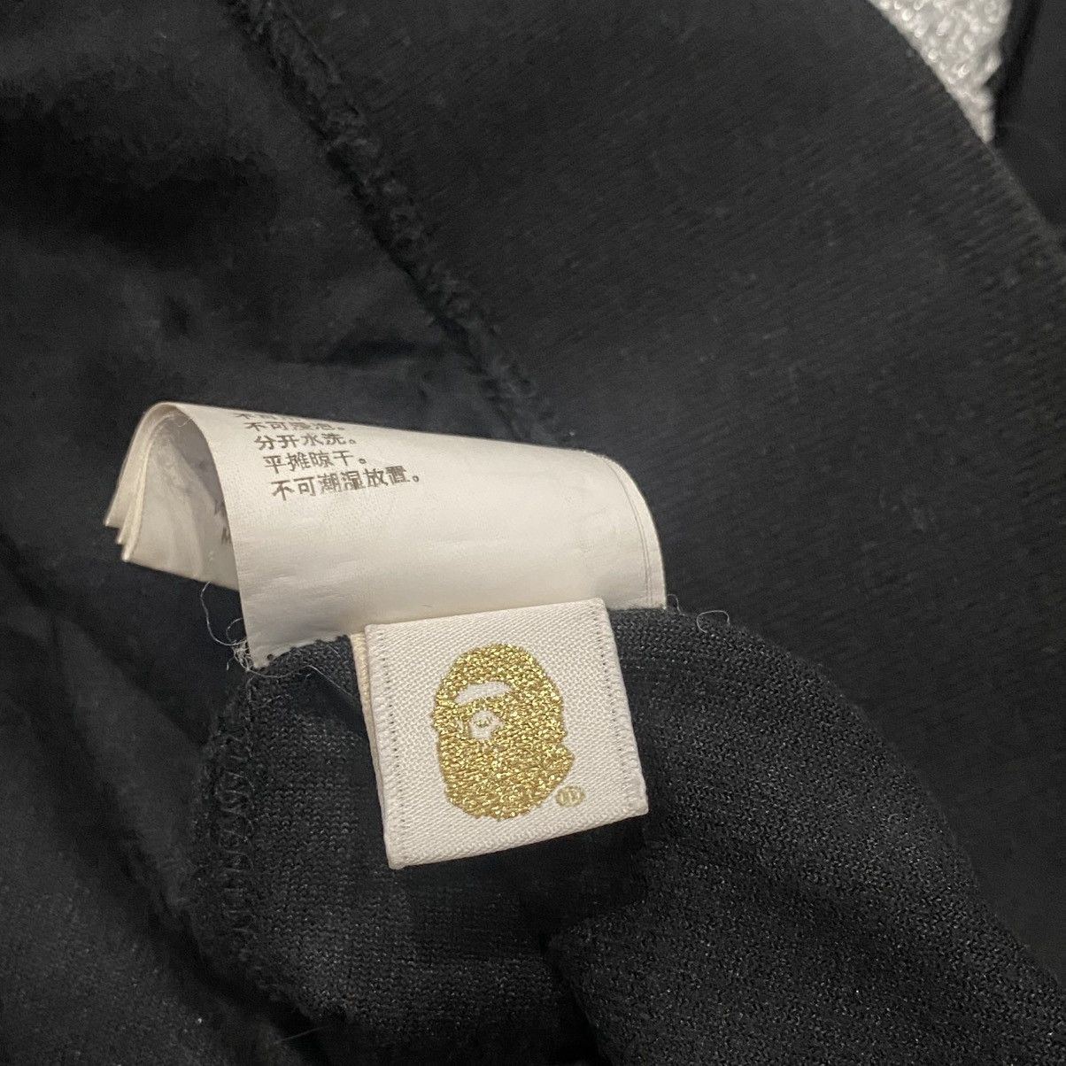 Bape Bape Shark Velour Hoodie Size XS / US 0-2 / IT 36-38 - 6 Thumbnail
