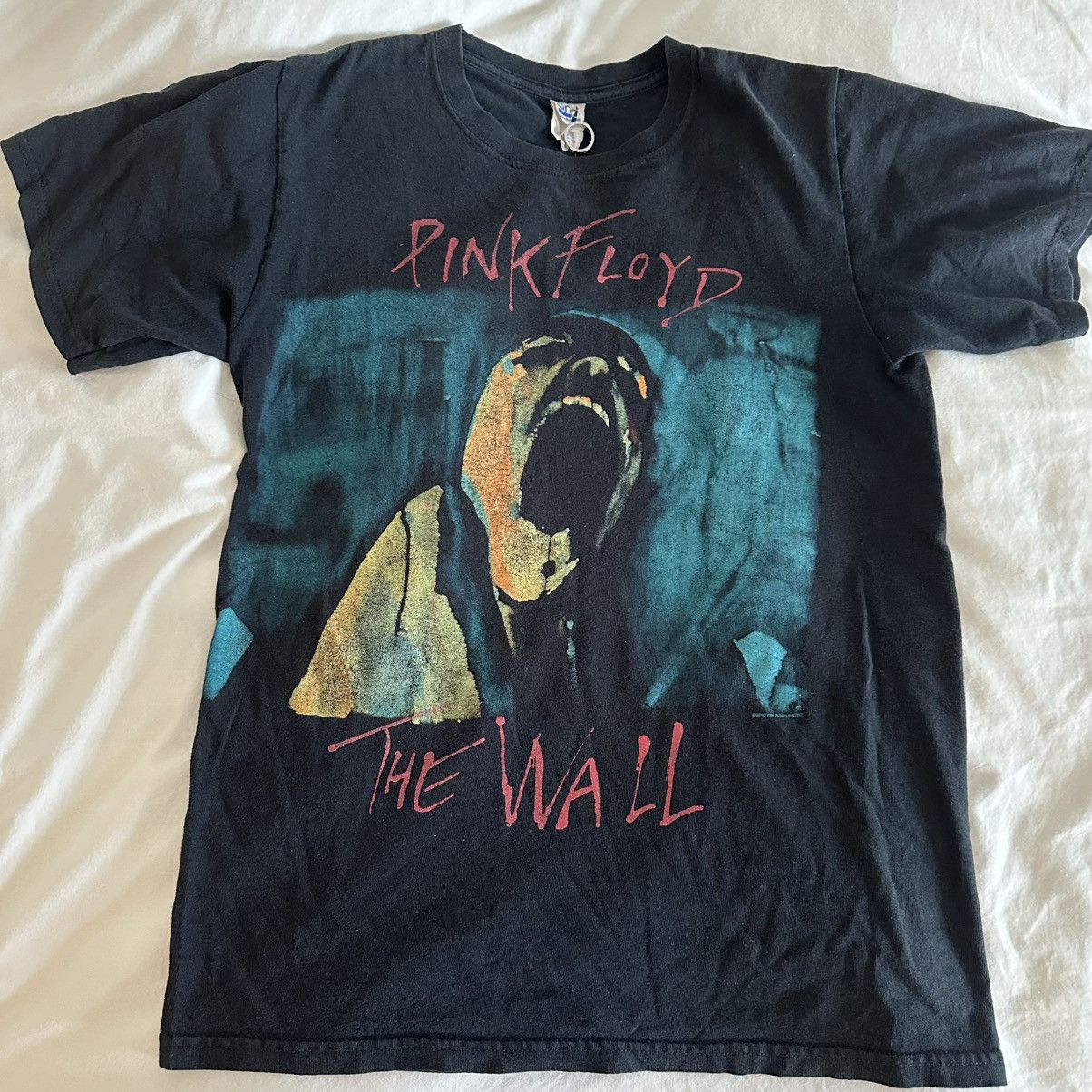 Anvil 2010 Vintage Pink Floyd The Wall Tee Shirt Size US S / EU 44-46 / 1 - 1 Thumbnail