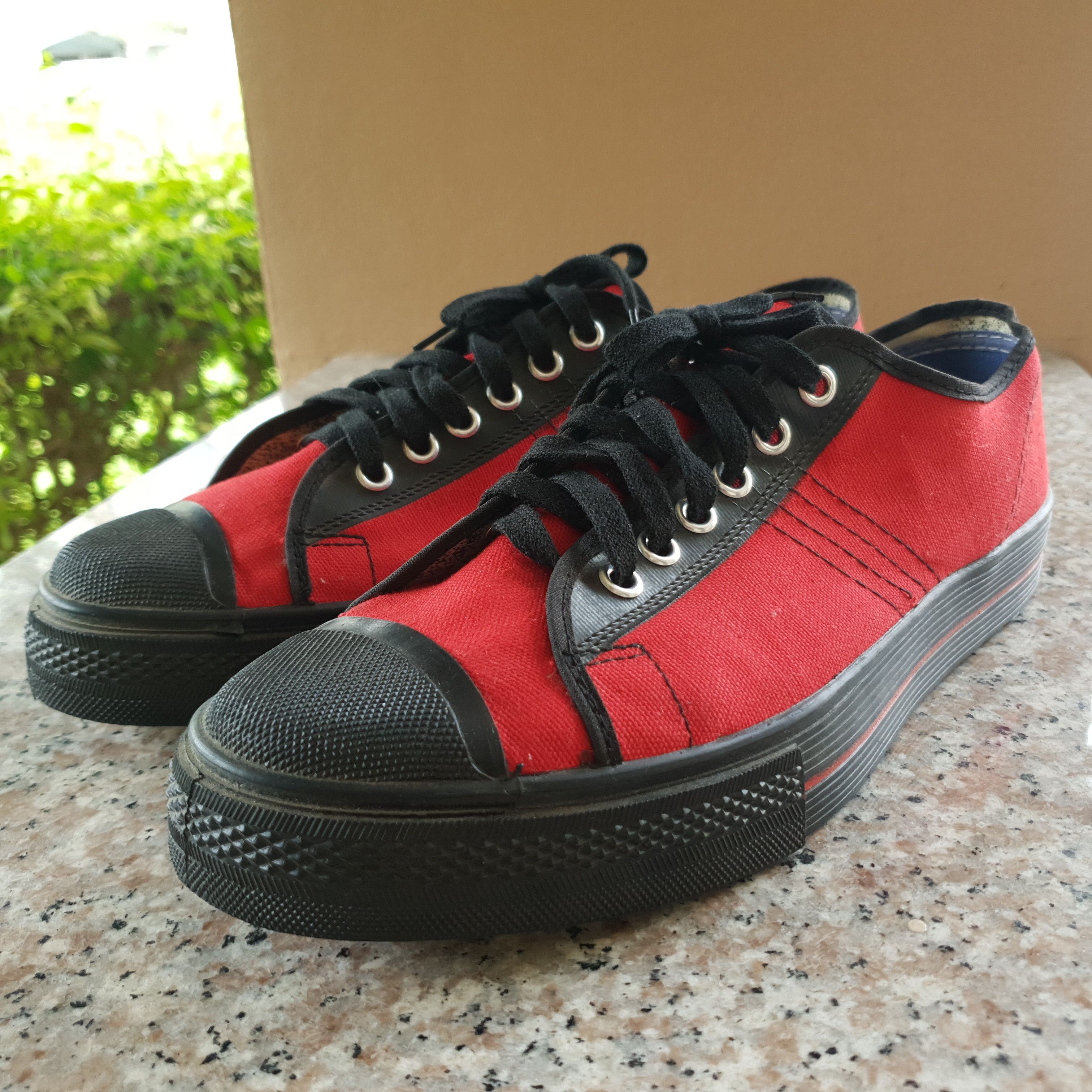 Converse CHARTERHOUSE - VINTAGE SNEAKER MADE IN USA Size US 8 / EU 41 - 1 Thumbnail