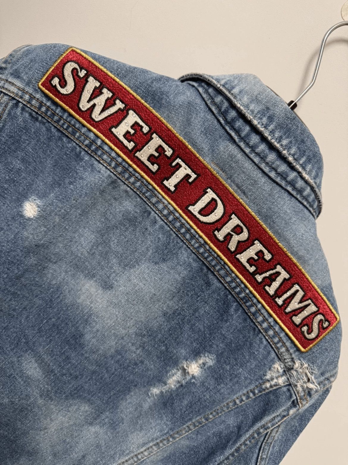 Saint Laurent Paris Saint Laurent Paris 17SS Slogan Patch Denim Jacket-2508 Size US M / EU 48-50 / 2 - 5 Thumbnail