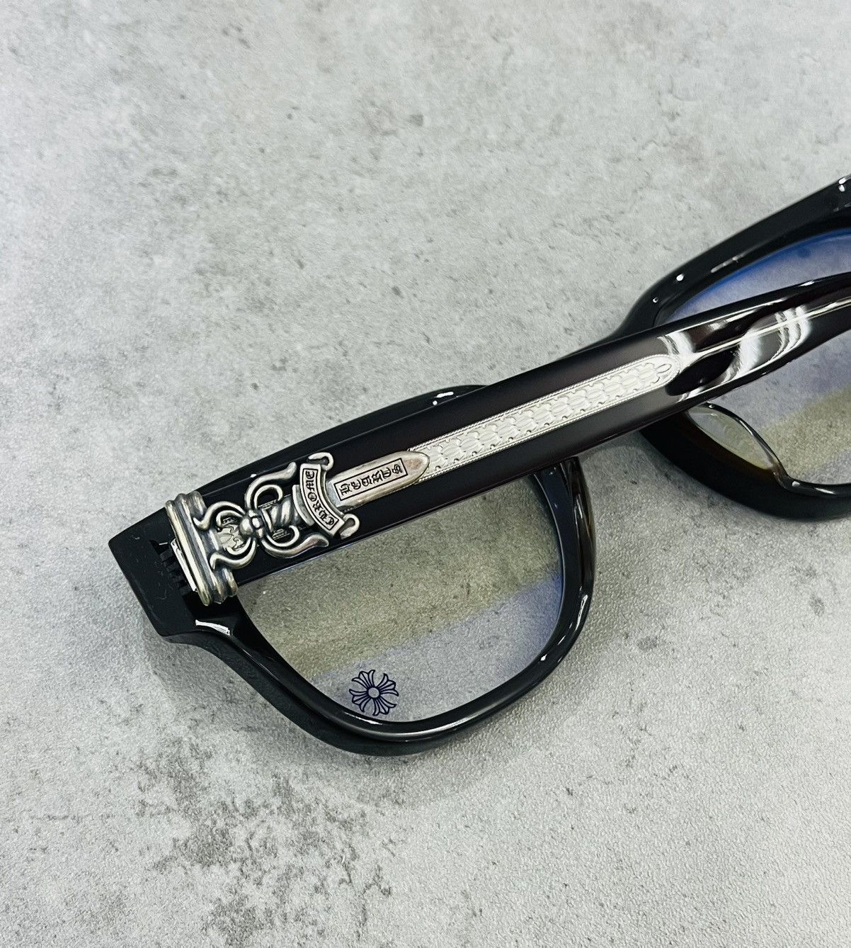 Chrome Hearts Chrome Hearts CUNTVOLUTED Glasses Size ONE SIZE - 8 Thumbnail
