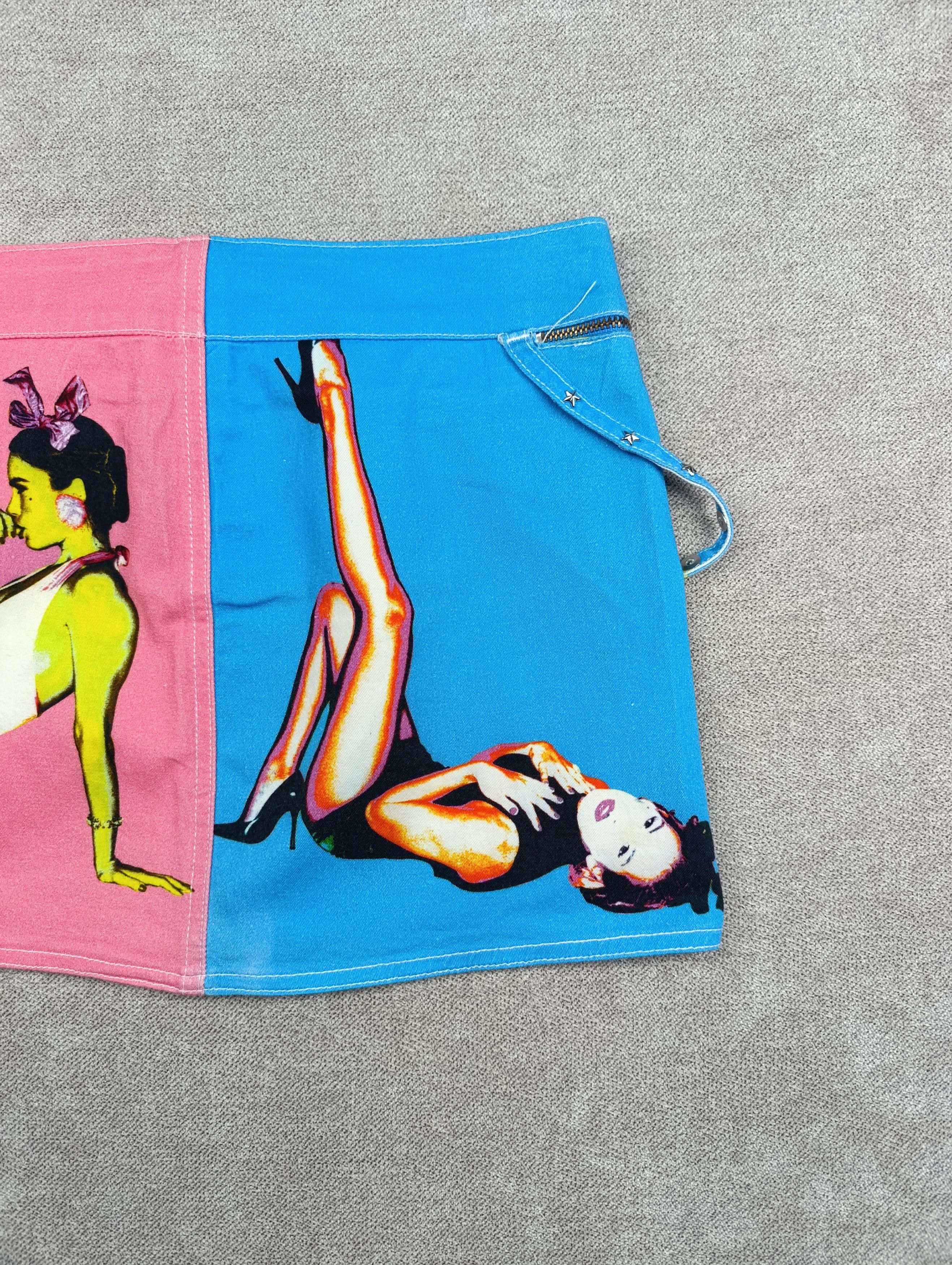 Versace Y2K DONATELLO VERSACE LOW WAISTED COLOURFUL MINI SKIRT Size 27" / US 4 / IT 40 - 11 Thumbnail