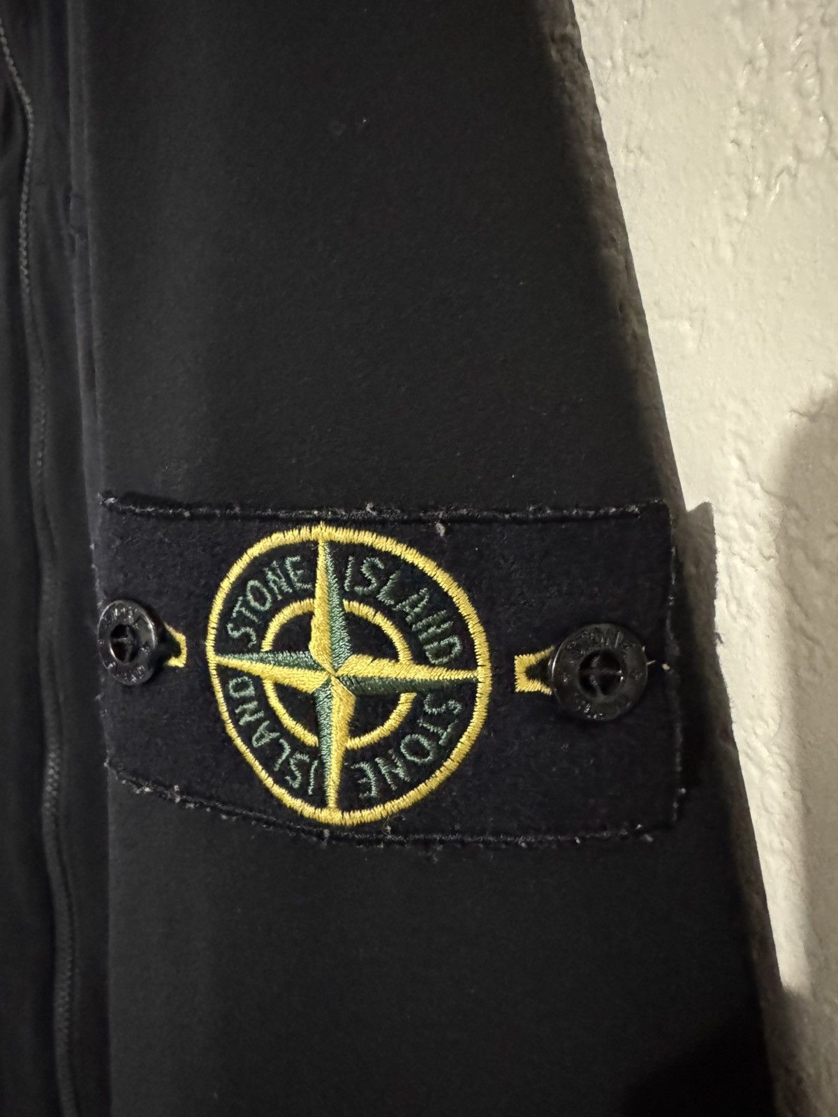 Stone Island Stone Island Light Soft Shell R Navy Jacket Size US XL / EU 56 / 4 - 2 Thumbnail