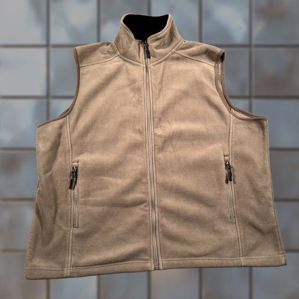 Vintage Stillwater Supply Co Mens Vest Beige Full Zip Fleece Mock Neck Outdoor Casual Size US L / EU 52-54 / 3 - 1 Thumbnail