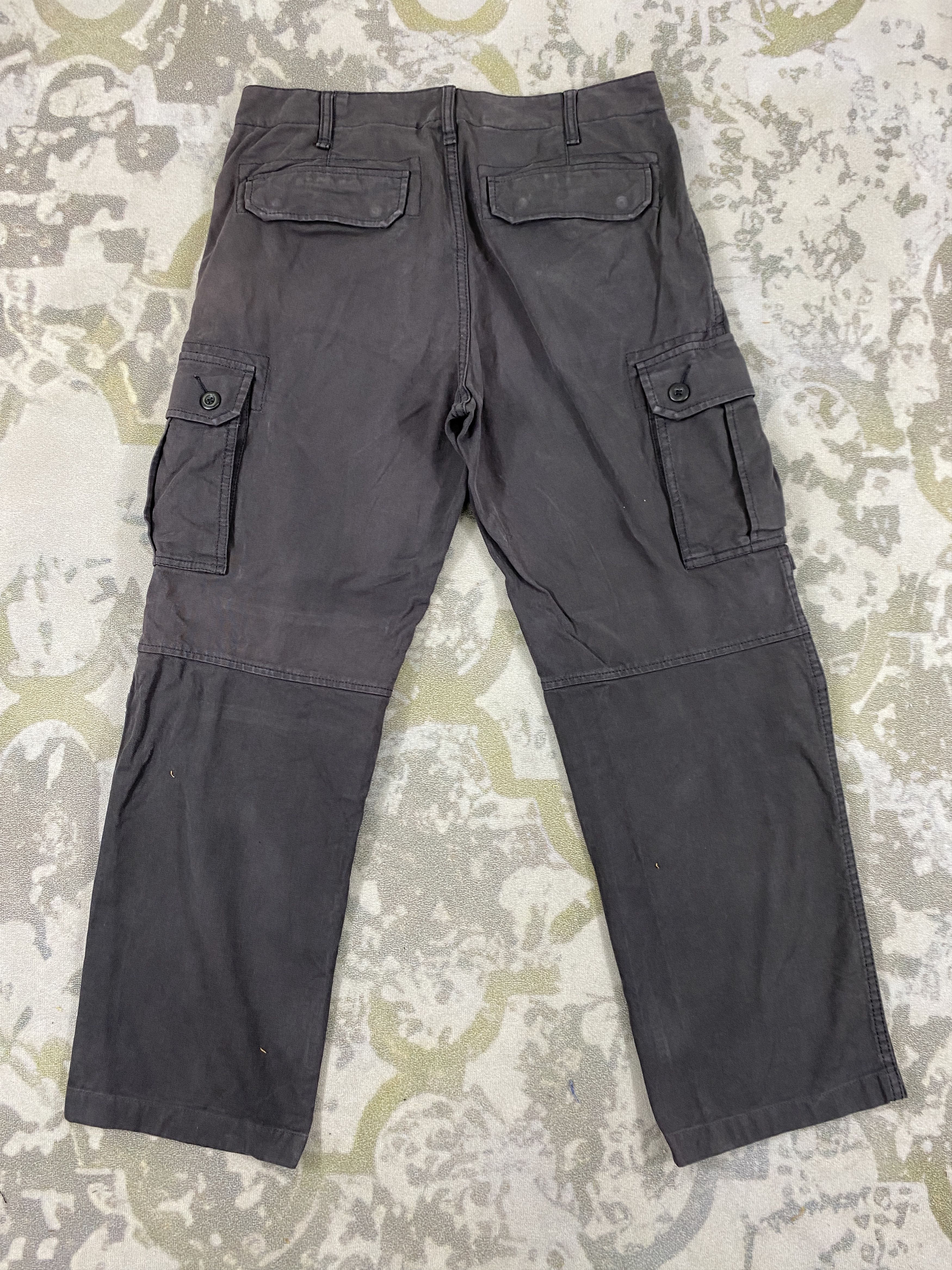 Japanese Brand Uniqlo Multipockets Cargo Pants -CP308 Size US 32 / EU 48 - 2 Thumbnail