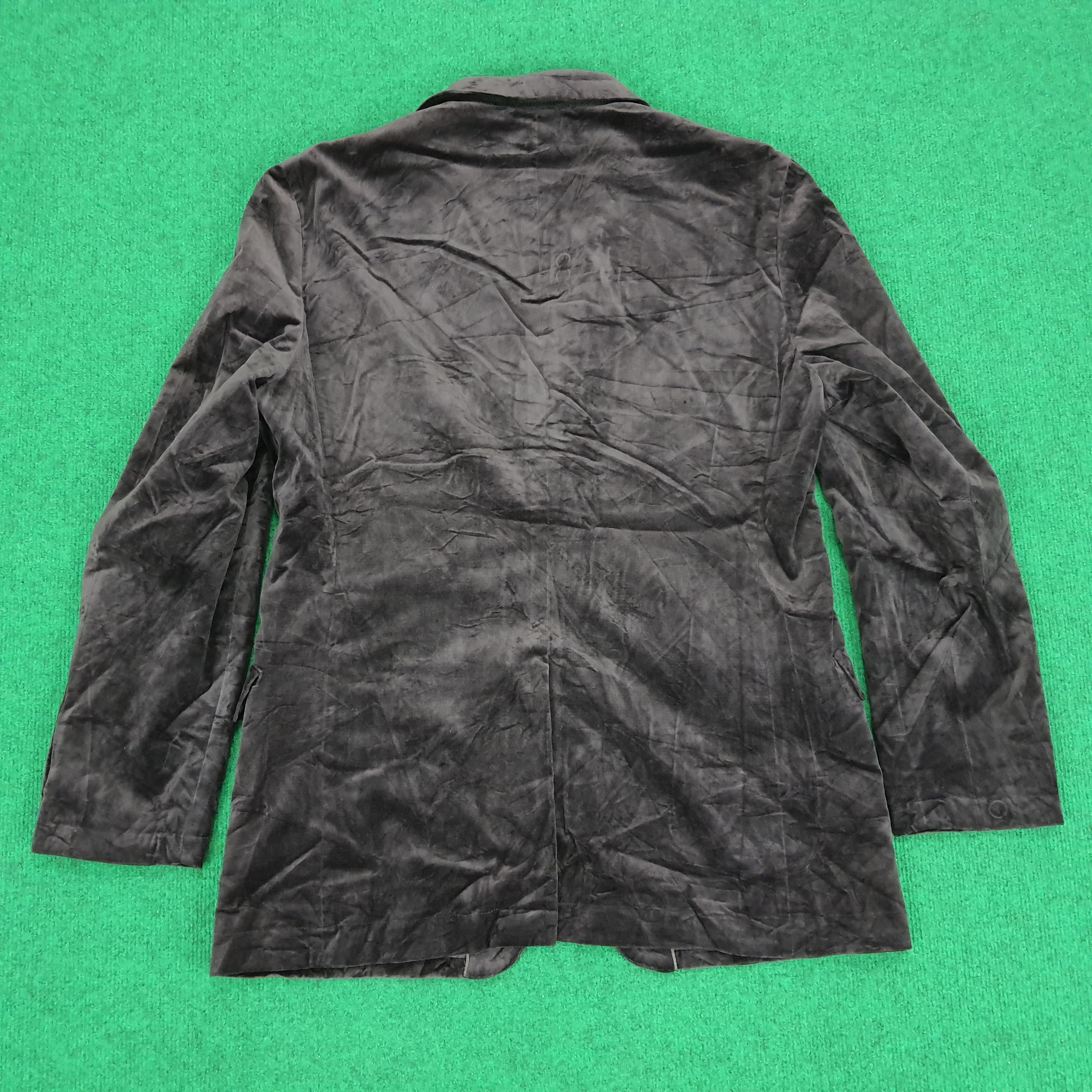 Japanese Brand Vintage Yohji Yamamoto A.A.R Velvet Blazer Size US M / EU 48-50 / 2 - 3 Thumbnail