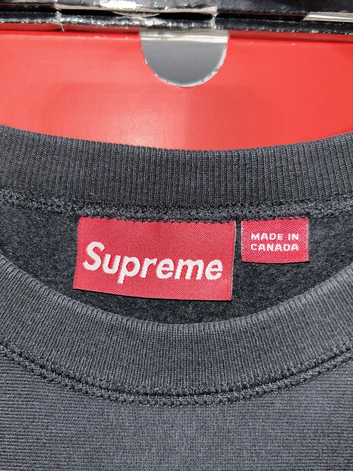 Supreme 2003 Supreme Black Box Logo Crewneck Vintage size Large Size US L / EU 52-54 / 3 - 4 Thumbnail