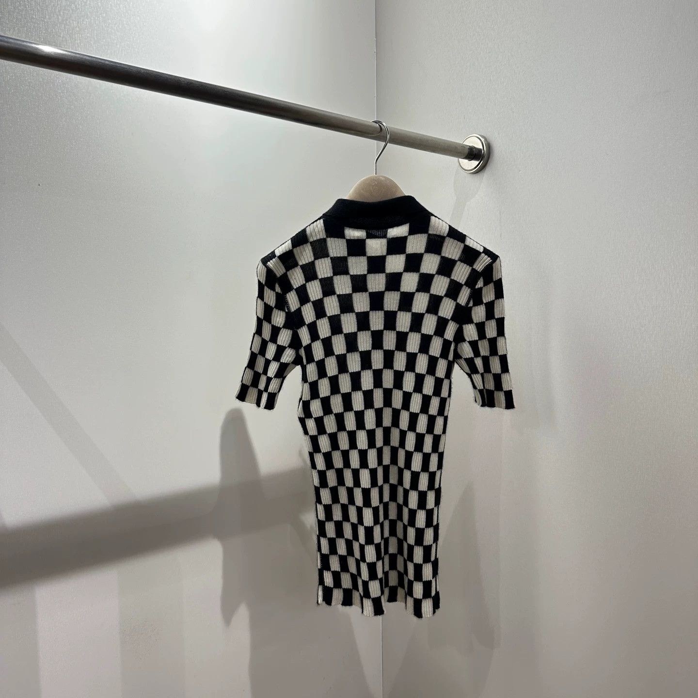 Christian Dior Monsieur Christian Dior Checkerboard Bee Cashmere Polo Shirt 38 Size S / US 4 / IT 40 - 2 Thumbnail