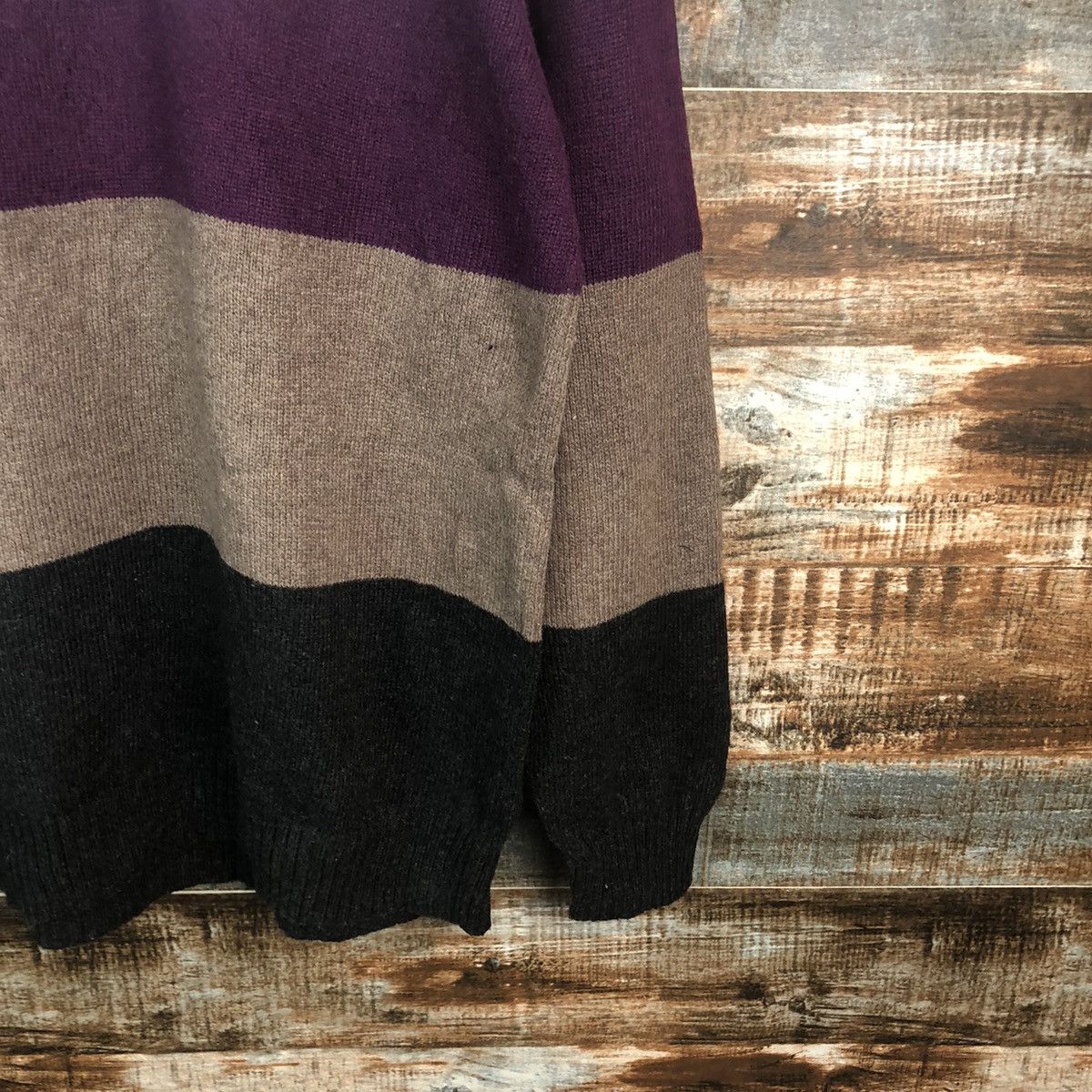 GU × OVER THE STRiPES GU Stripe Red Knitwear #A1903 Size US L / EU 52-54 / 3 - 8 Thumbnail