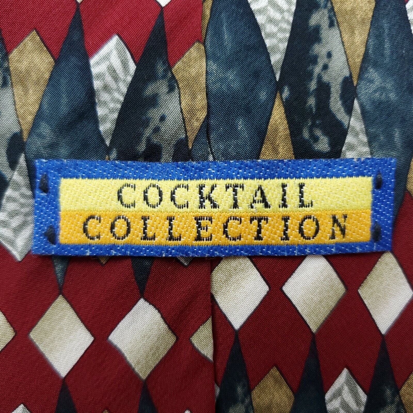 Vintage Cocktail Collection Chardonnay Red Geometric Silk Tie Size ONE SIZE - 3 Thumbnail