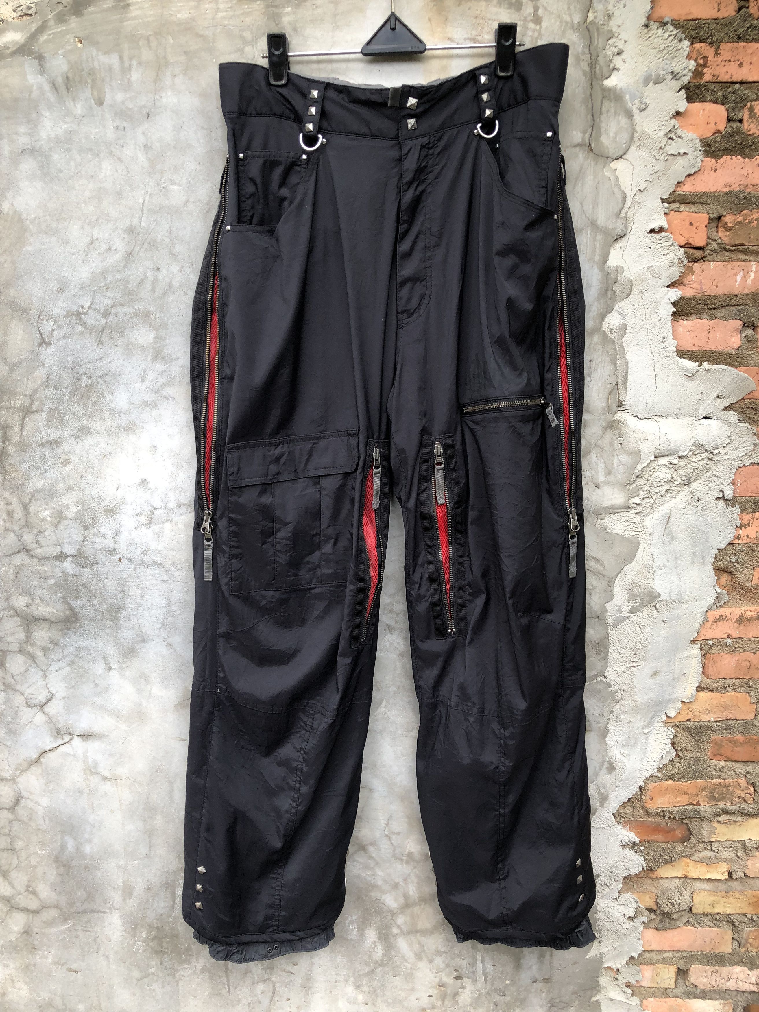 Analog Burton Analog multi zip studed ski/snow pants Size US 34 / EU 50 - 2 Thumbnail