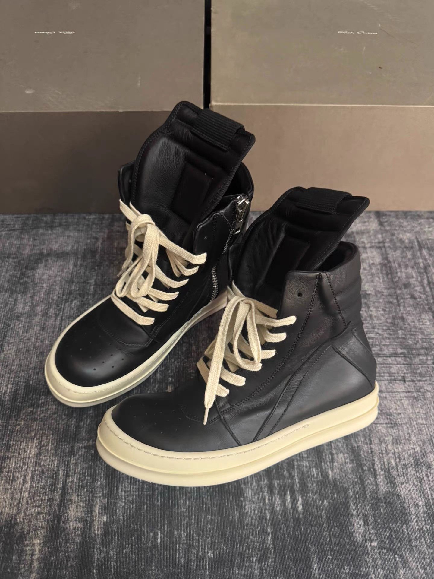 Rick Owens Rick Owens Main Line Triangle Toe Size US 6.5 / IT 36.5 - 1 Thumbnail
