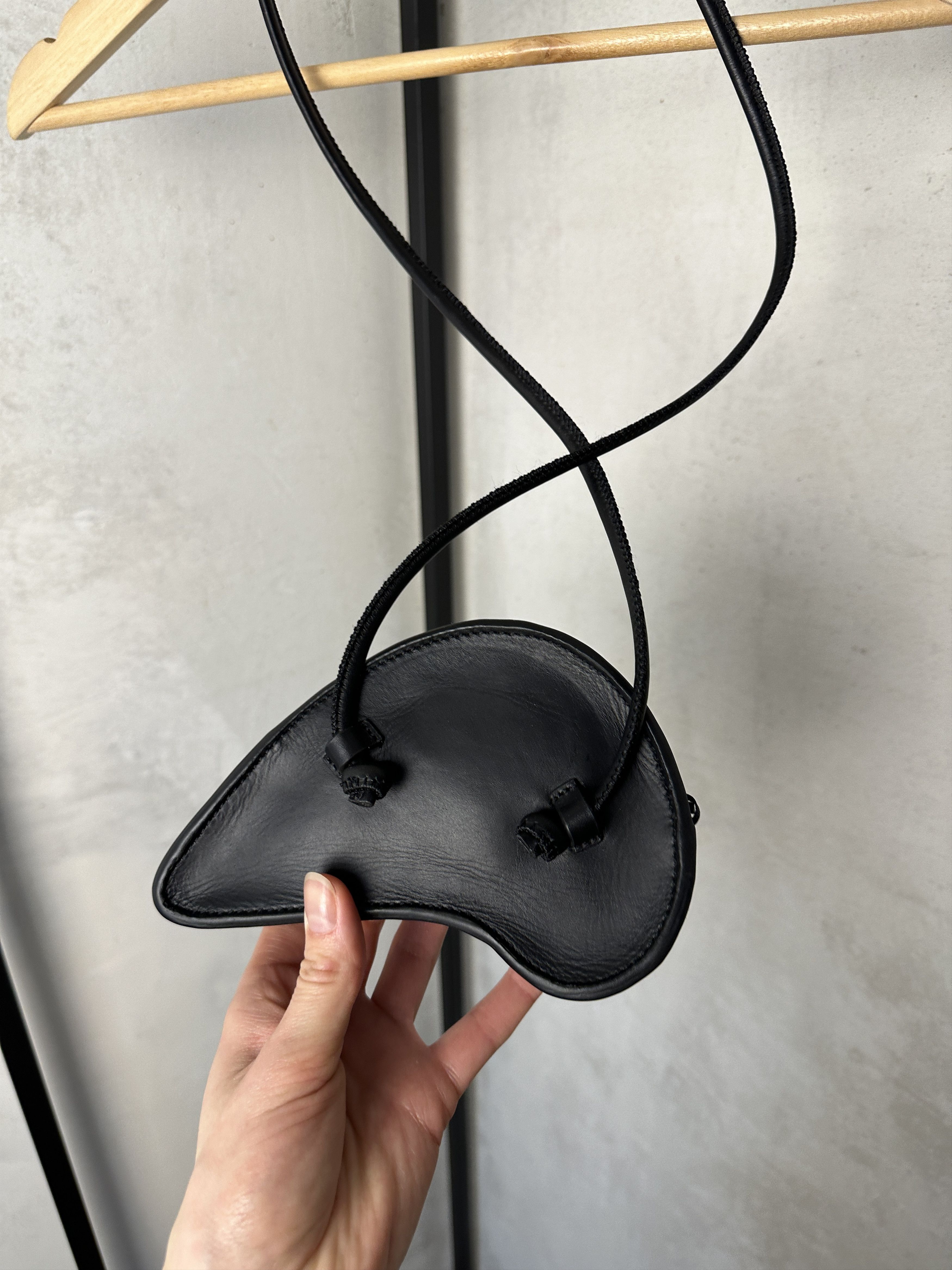 Heliot Emil HELIOT EMIL Black Concave Pouch Size ONE SIZE - 4 Thumbnail