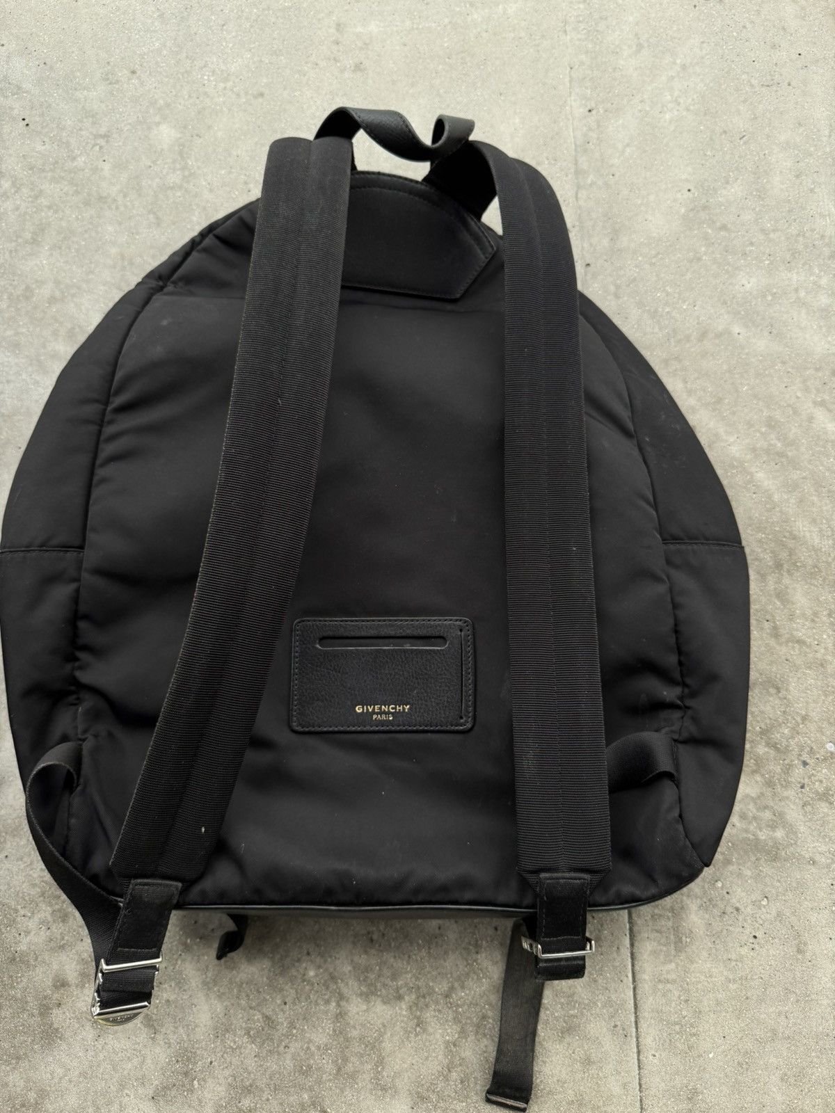 Designer × Givenchy Rare Givenchy Rottweiler Backpack Size ONE SIZE - 3 Thumbnail