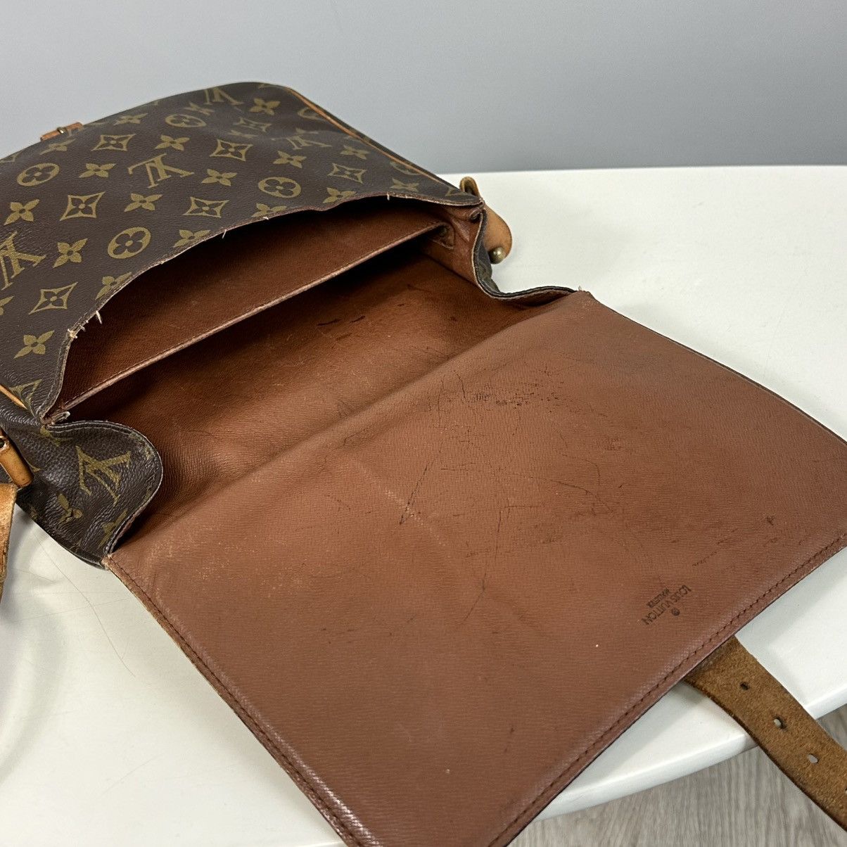 Louis Vuitton authentic COA LegitApp LOUIS VUITTON Cartouchière VNG 70s Size ONE SIZE - 19 Thumbnail