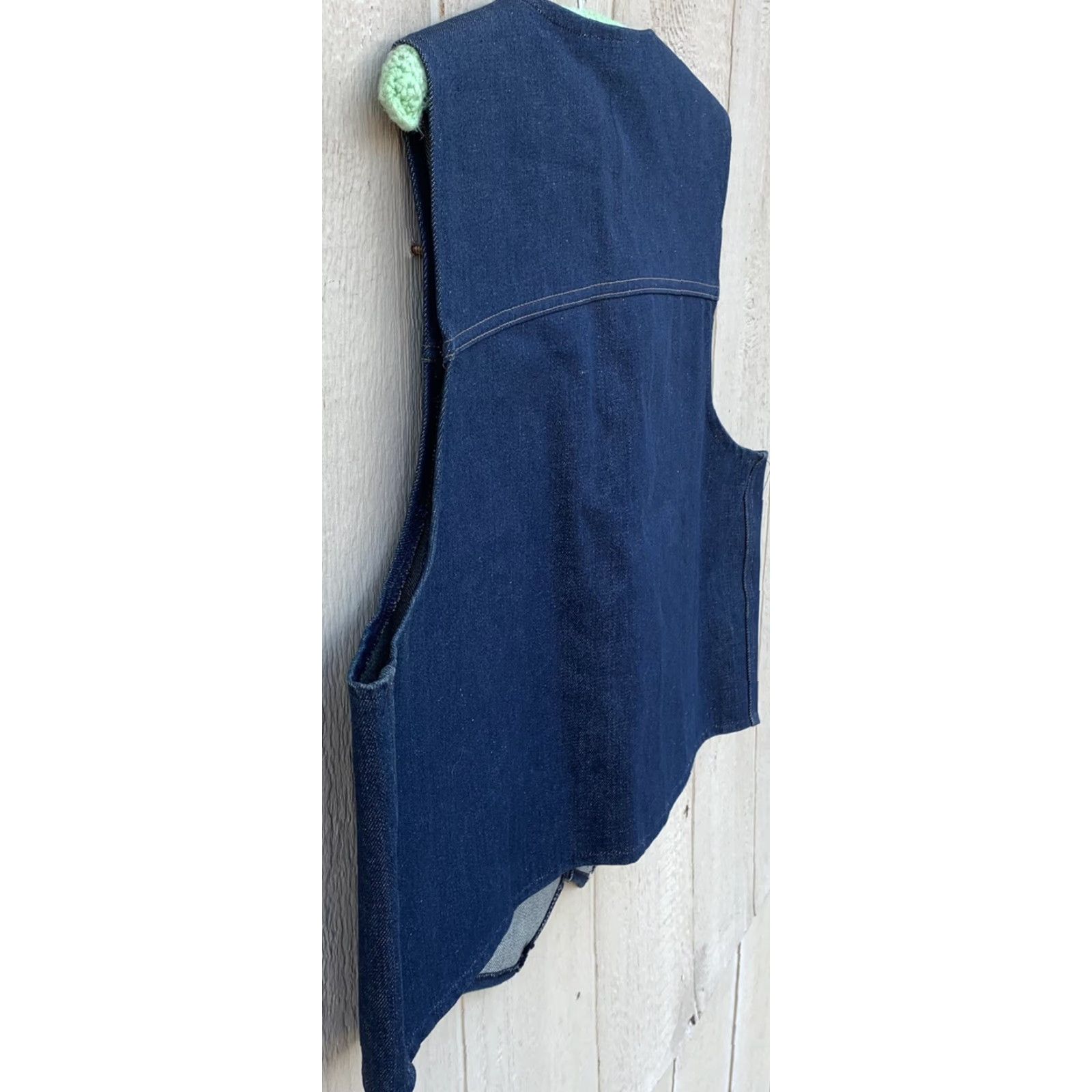 Sears VINTAGE Sears Western Wear denim vest Roebucks snap front size XL Men Vest Western blue denim snaps Pockets 80s 90s Theater? Size US XL / EU 56 / 4 - 6 Thumbnail