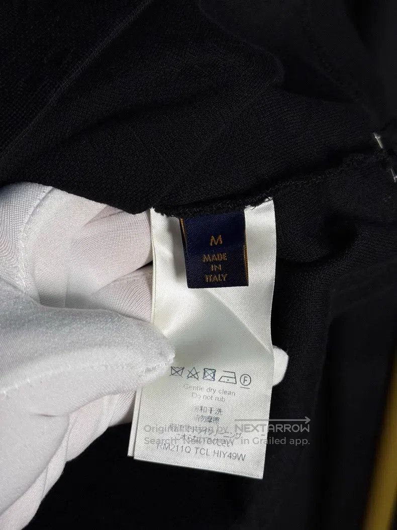 Louis Vuitton Louis Vuitton Black dark stripe logo short sleeve Size US M / EU 48-50 / 2 - 4 Thumbnail