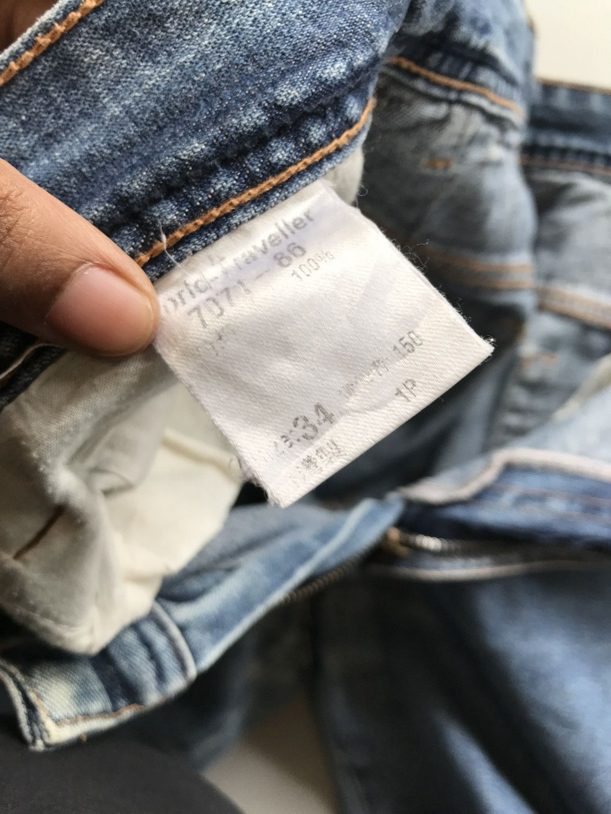 Japanese Brand Vintage world traveller koi fish embroidered denim Size US 38 / EU 54 - 9 Thumbnail