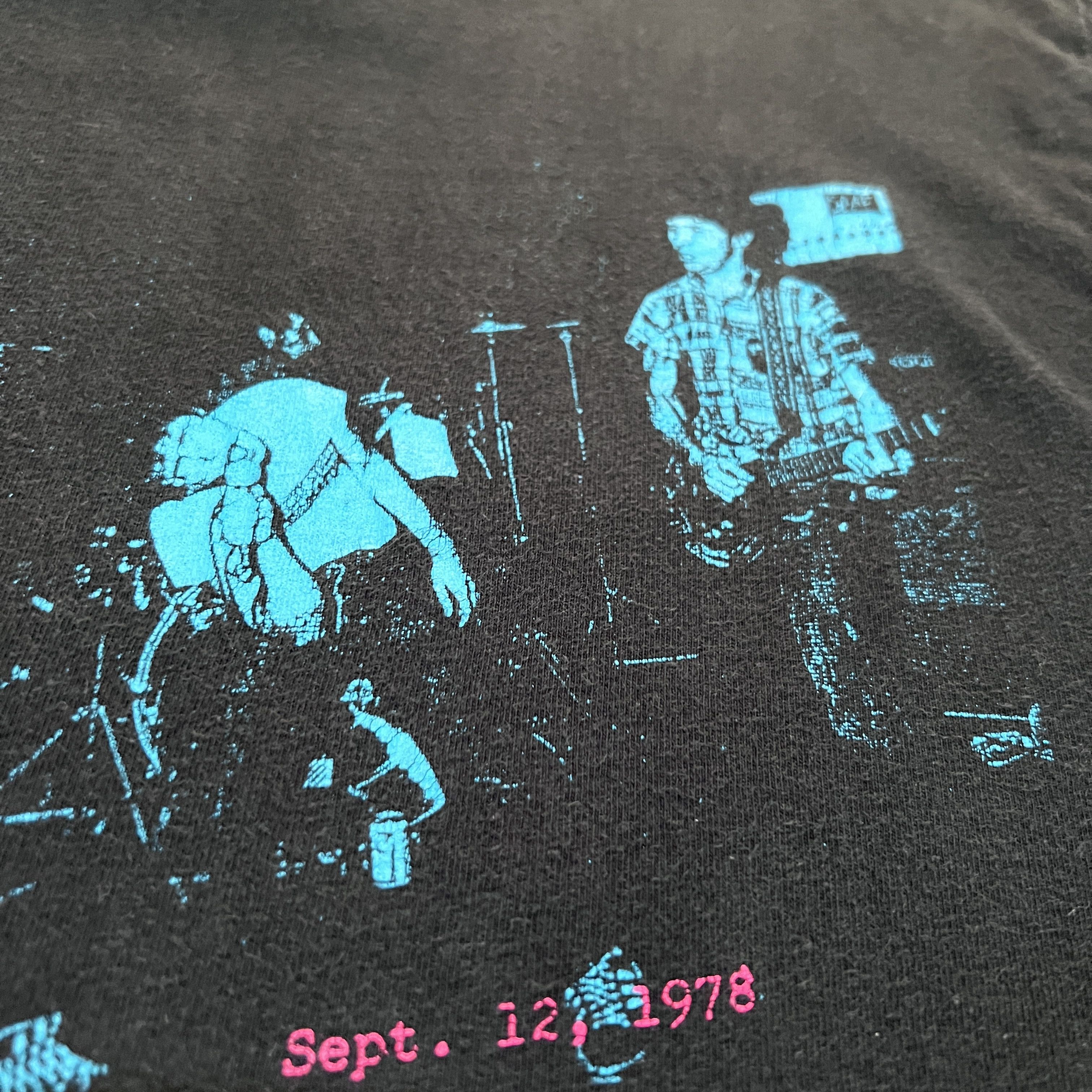 Vintage Y2K Greg Ginn Panic Black Flag SST Record Tee Size US M / EU 48-50 / 2 - 4 Thumbnail
