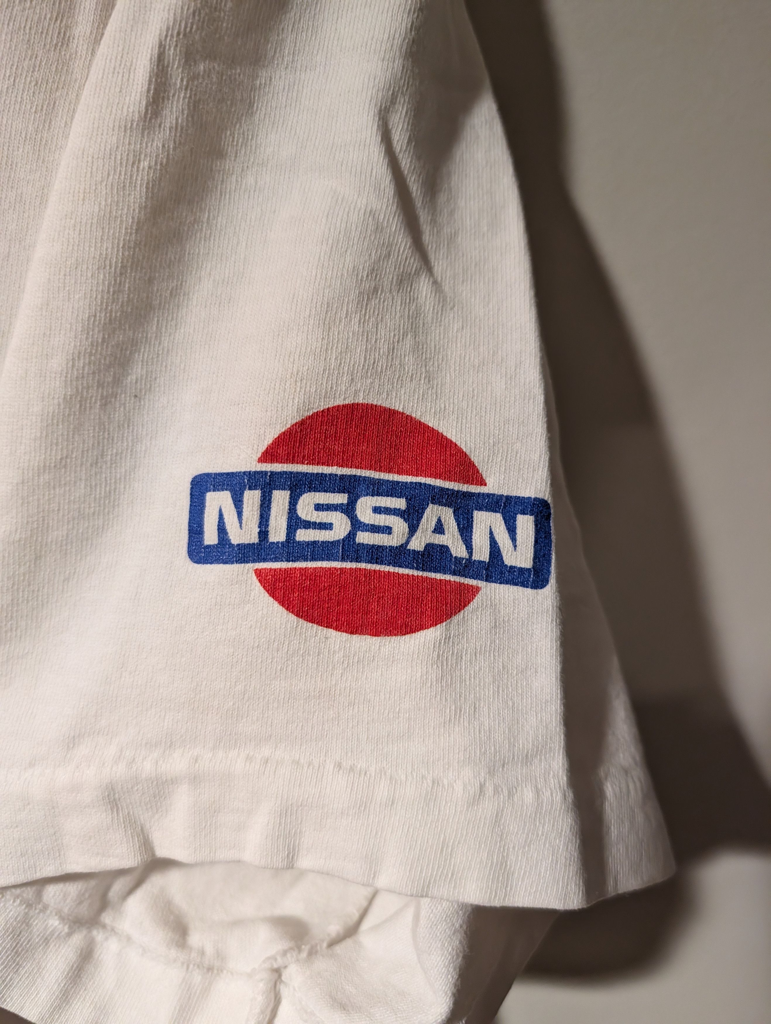Nissan Vintage Nissan Canada Foundation Meals on Wheels T-Shirt Size US XL / EU 56 / 4 - 6 Thumbnail