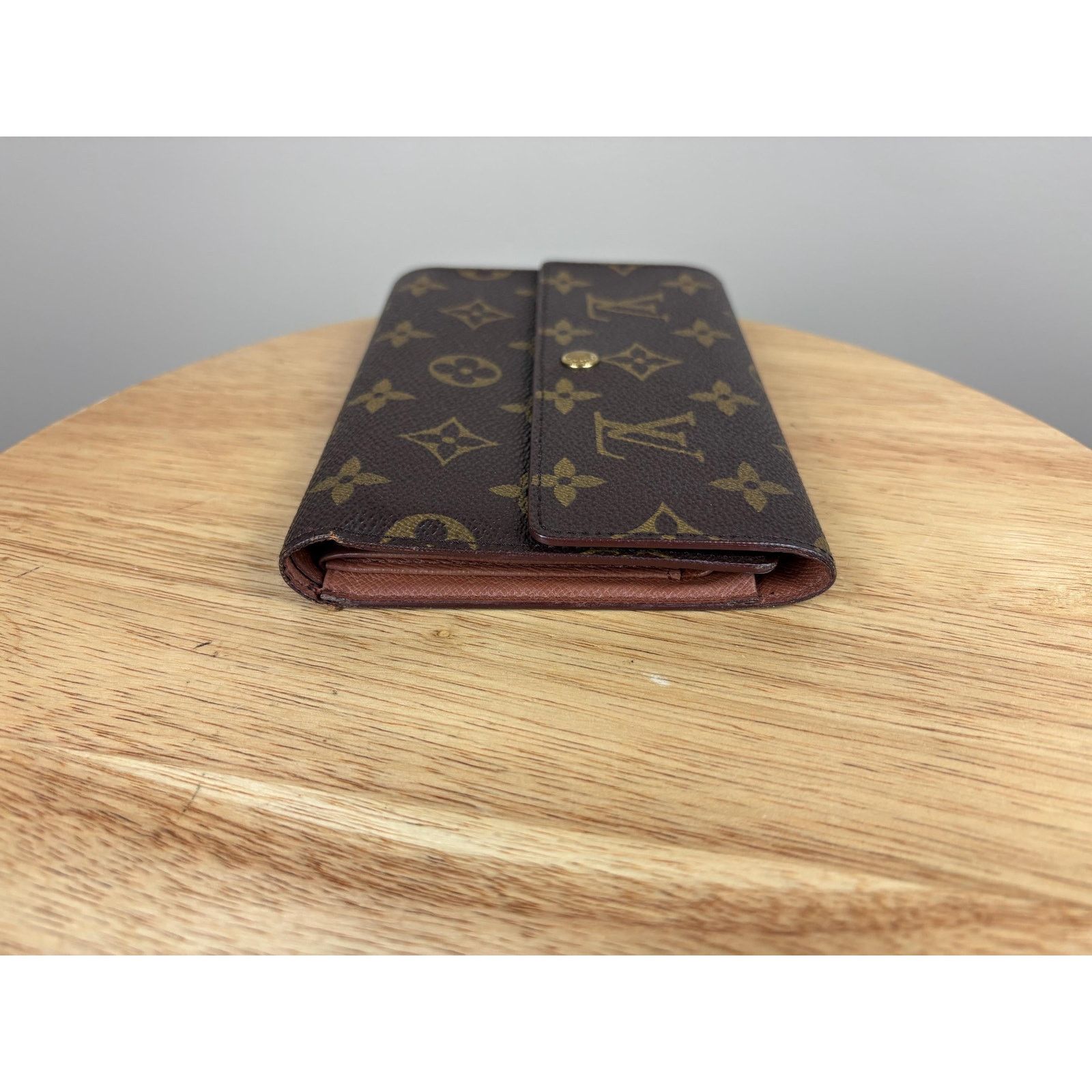 Louis Vuitton Authentic Louis Vuitton Monogram Porte Tresor Trifold Wallet Size ONE SIZE - 3 Thumbnail