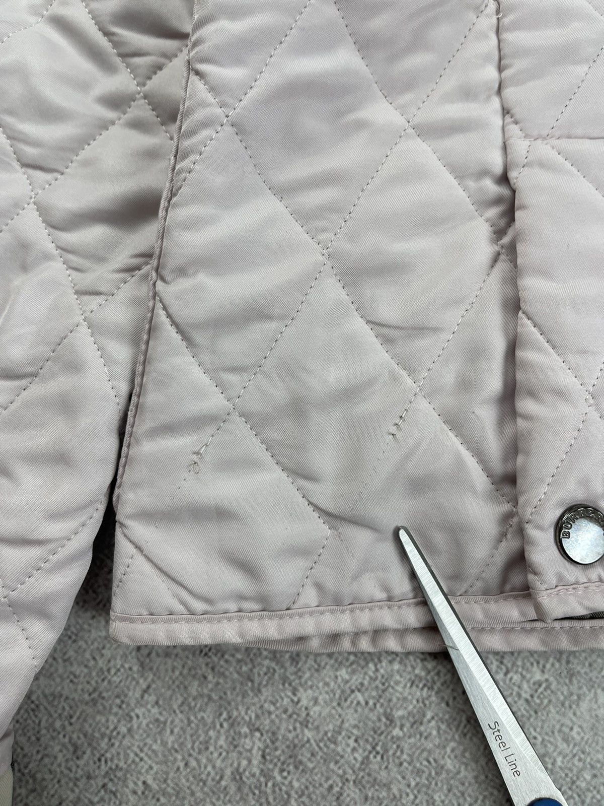 Burberry Vintage Burberry Quilted Zip Jacket Women’s Light Pink Size L / US 10 / IT 46 - 20 Thumbnail