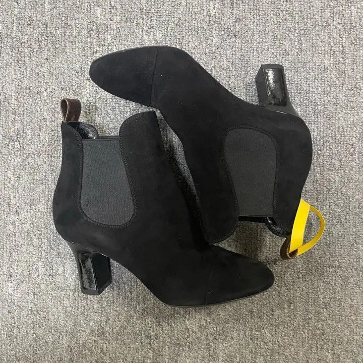 Louis Vuitton Louis Vuitton Black Suede Heeled Ankle Boots -2508 Size US 5 / IT 35 - 5 Thumbnail