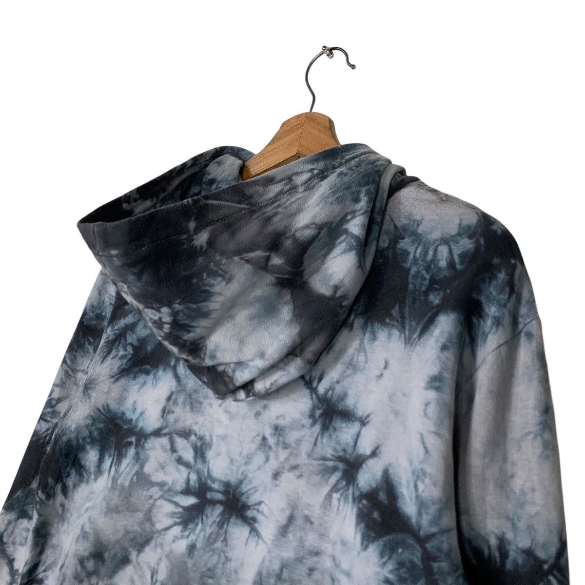 VIBE COOL VIBES TIE DYE YOUTH PULLOVER HOODIES #1546-C69 Size US XS / EU 42 / 0 - 9 Thumbnail